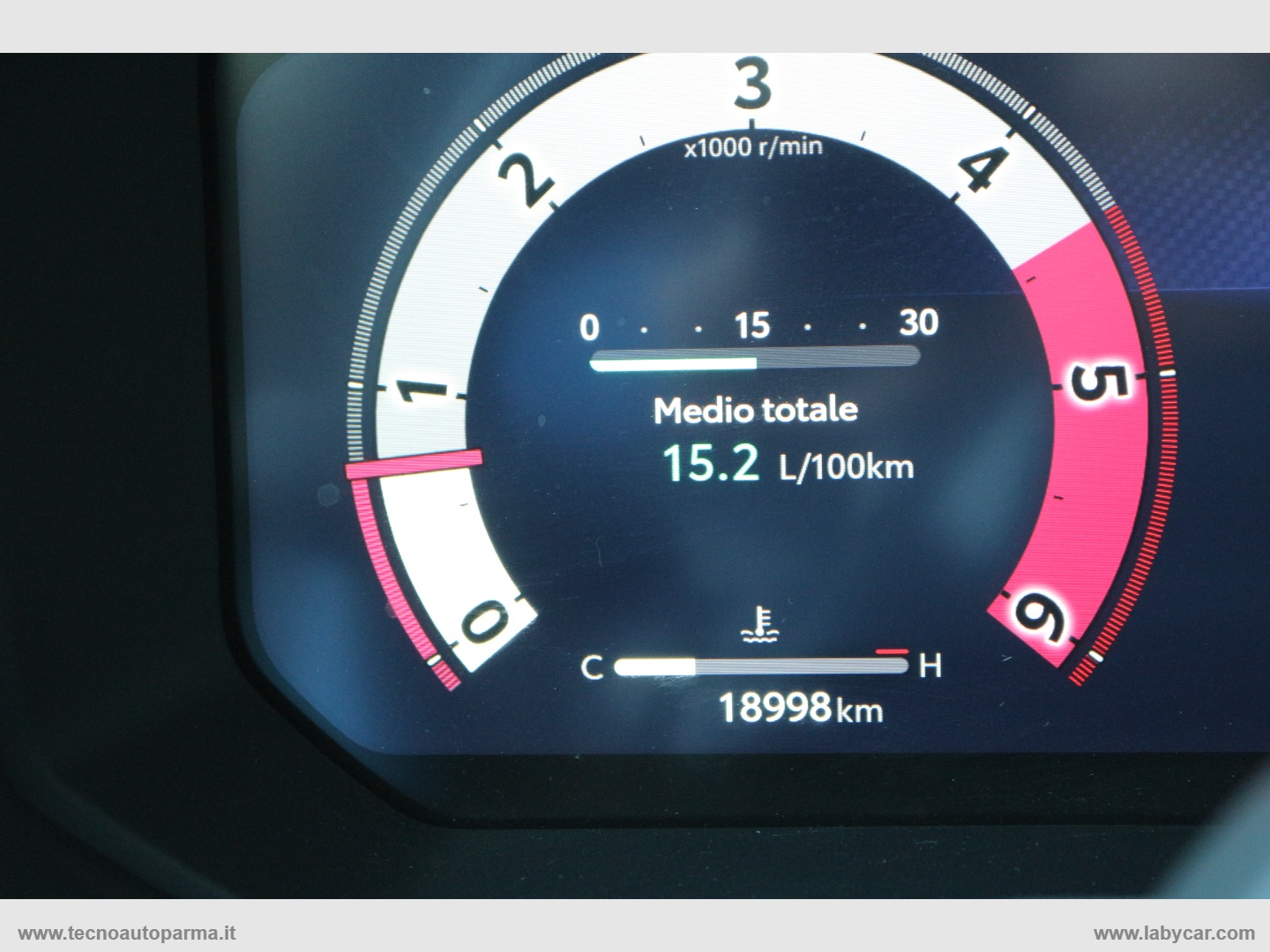 Land Cruiser 2.8 D4D A/T AWD Adventure - immagine 8