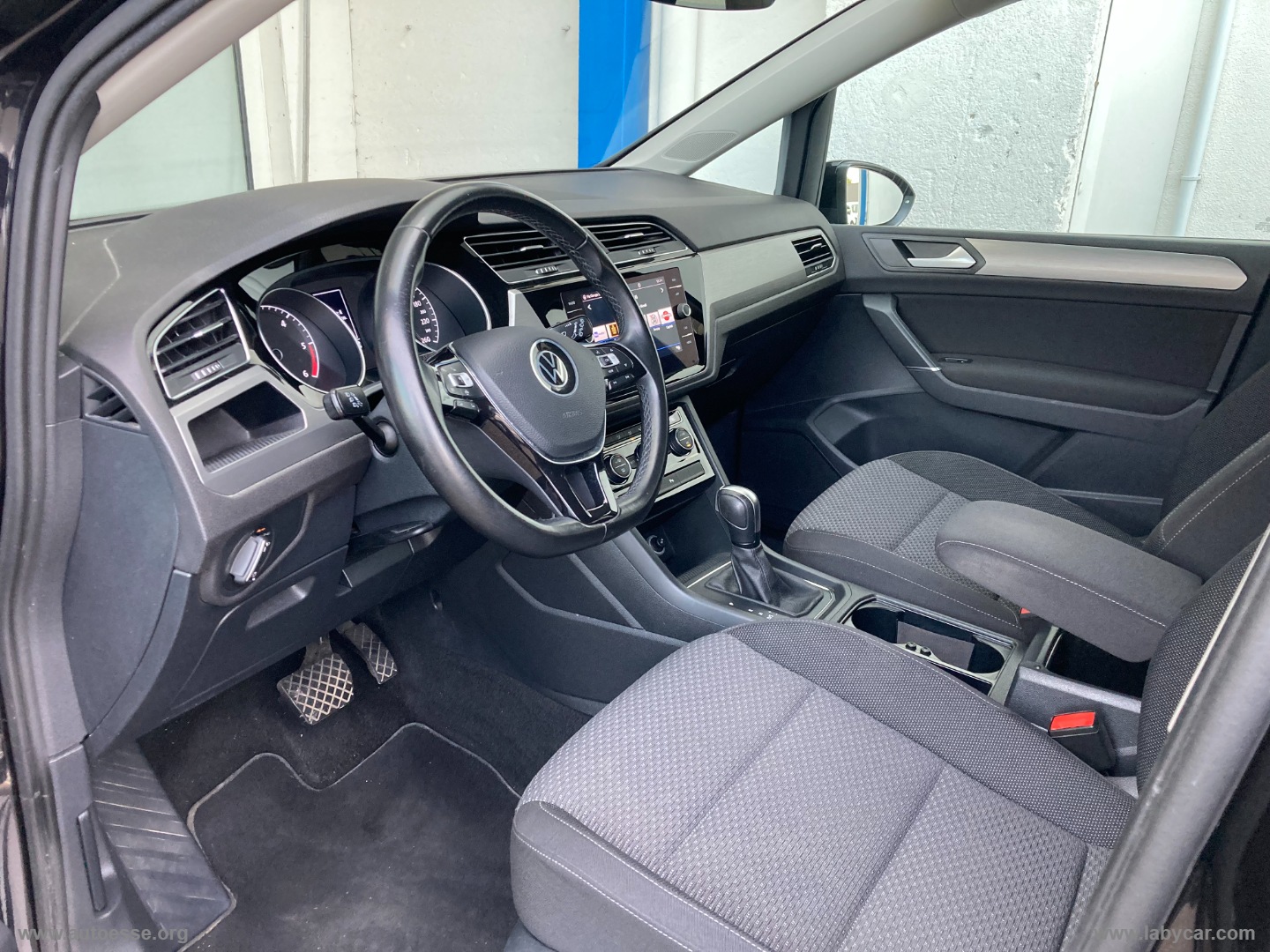 Touran 2.0 TDI 150 CV DSG Business BMT - immagine 8