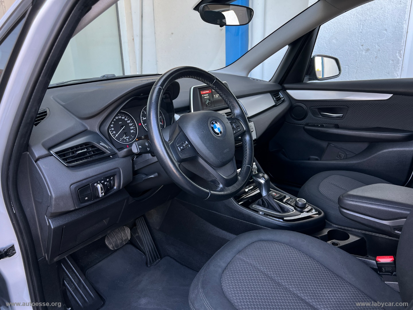 218d Active Tourer Advantage AUT. - immagine 8