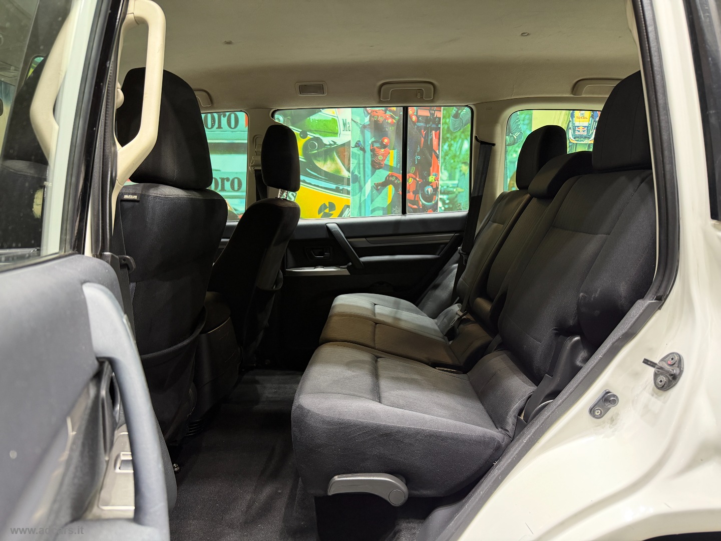 Pajero 3.2 DI-D 16V aut. 5p. Intense DPF *7 POSTI*GANCIO TRAINO* - immagine 8
