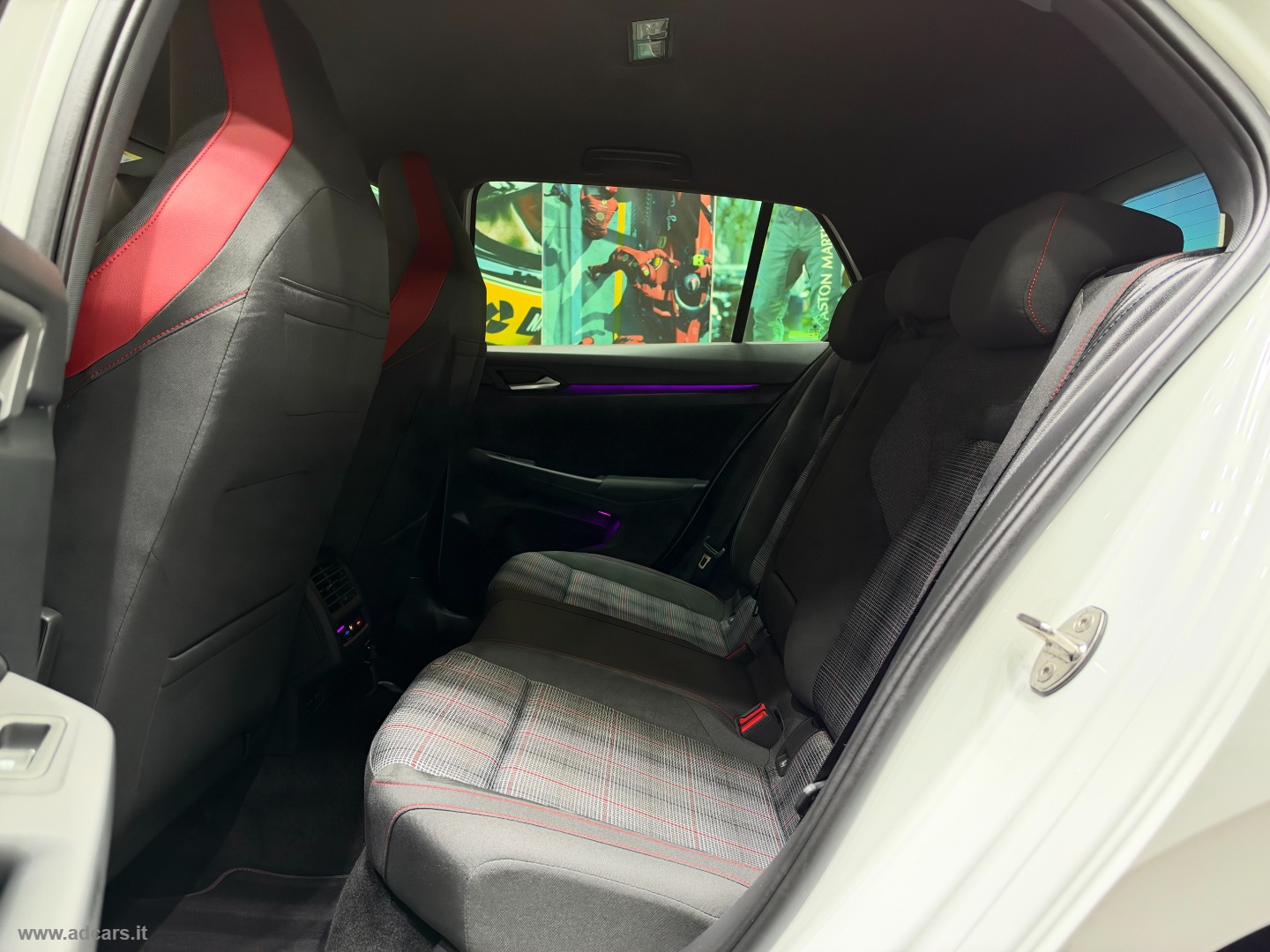 Golf GTI 2.0 TSI DSG *IQ LIGHT*PACK LUCI AMBIENTE* - immagine 8