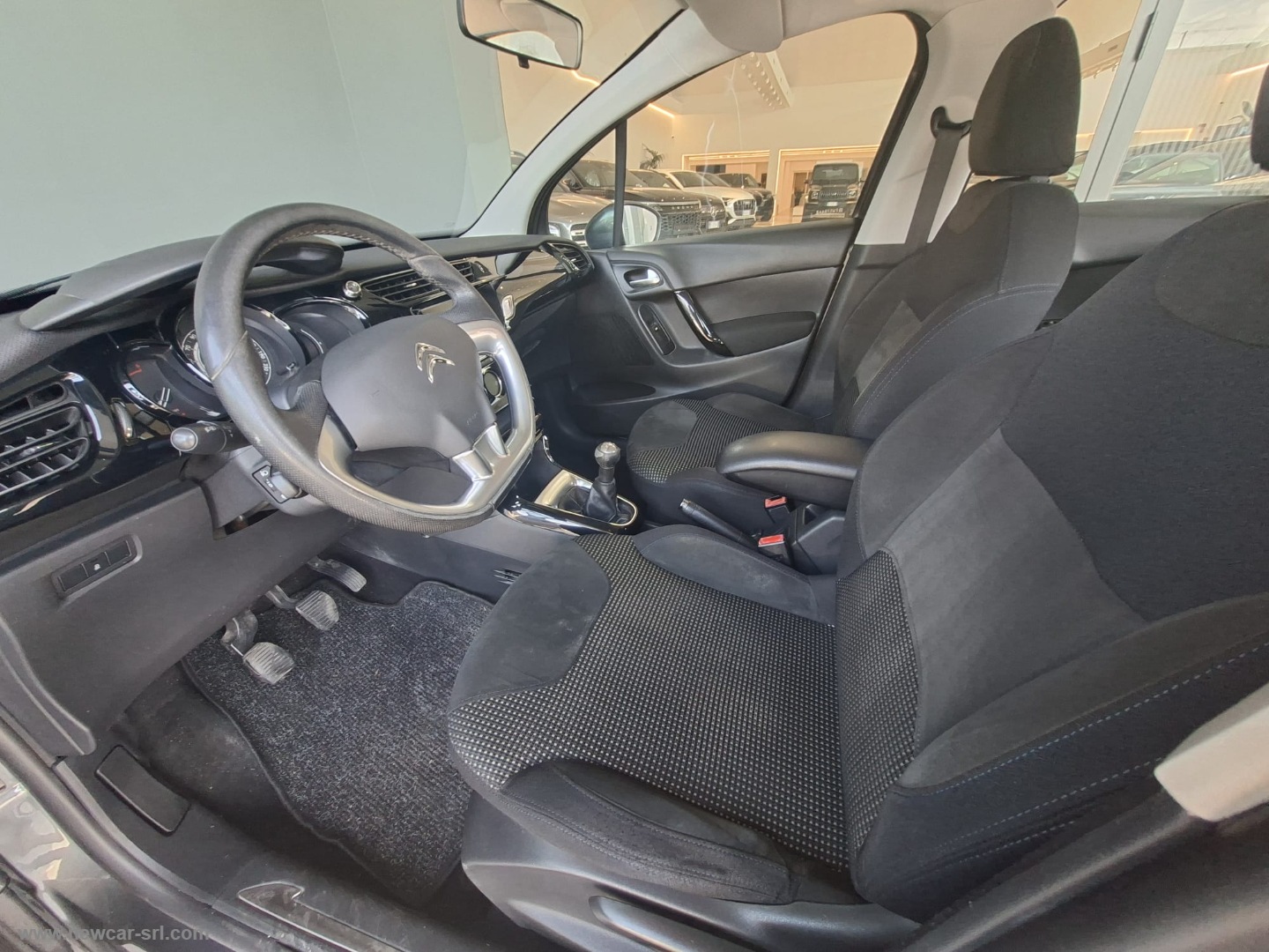 C3 1.4 HDi 70 Exclusive - immagine 8