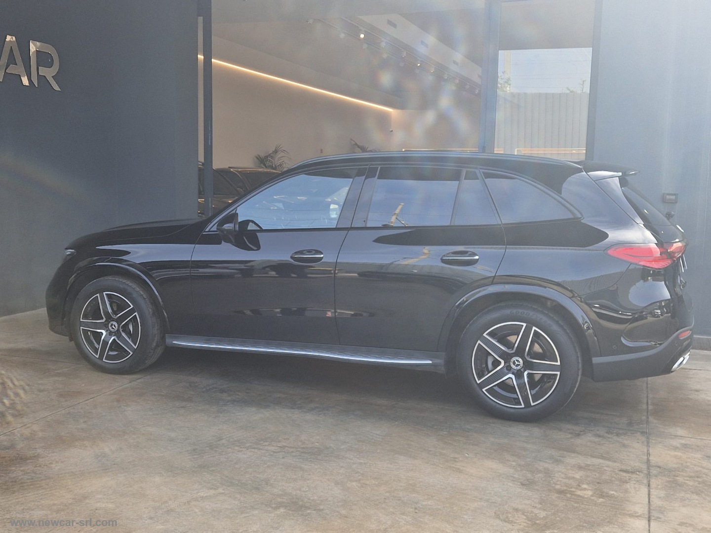 GLC 220d 4M Mild Hybrid AMG Premium - immagine 8