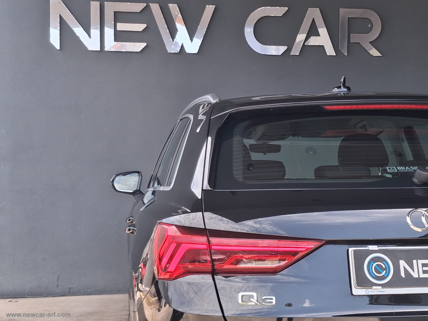 Q3 SPB 35 TDI S tronic Identity Black - immagine 8