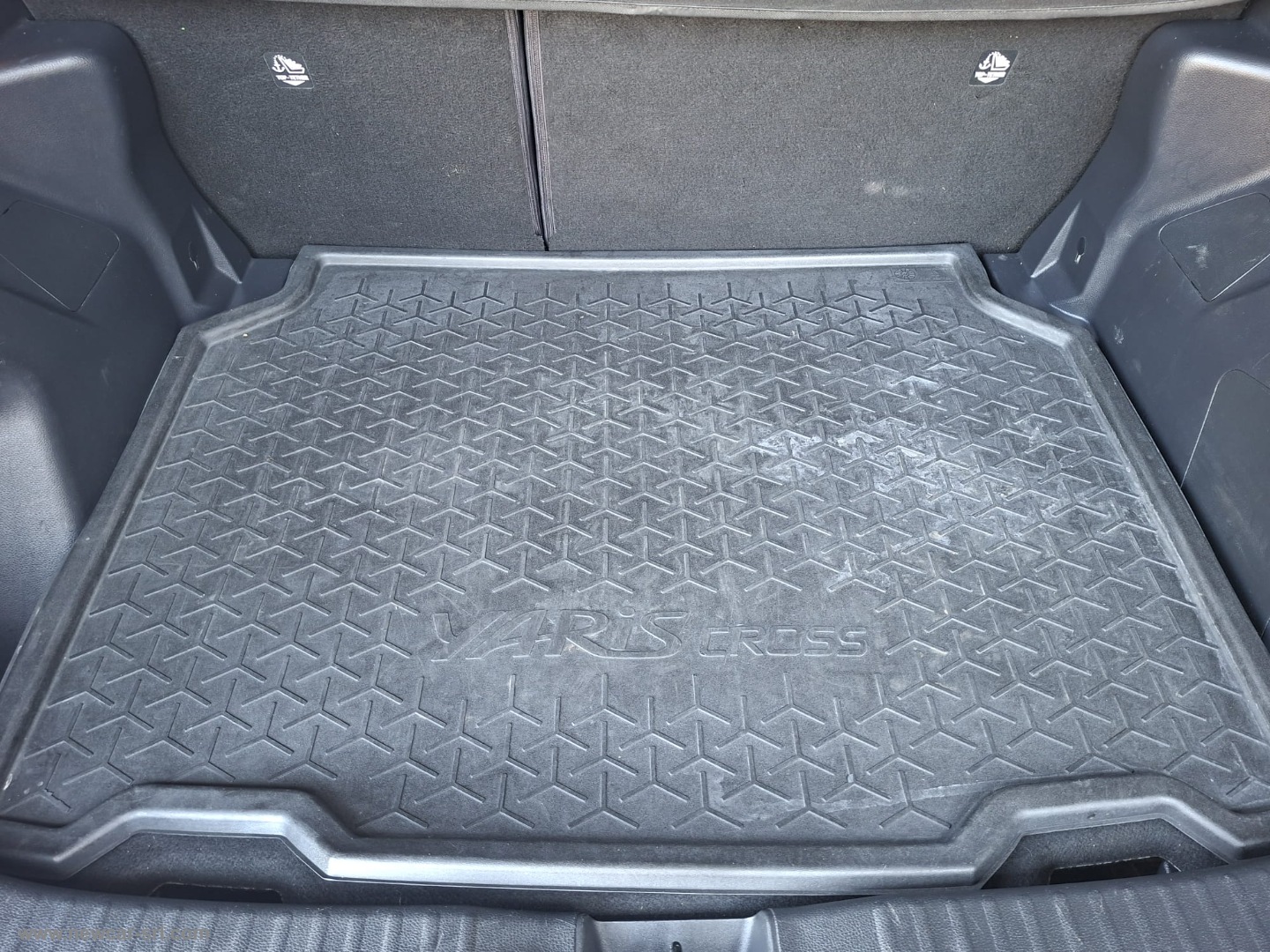 Yaris Cross 1.5 Hybrid 5p. E-CVT Busin. - immagine 8