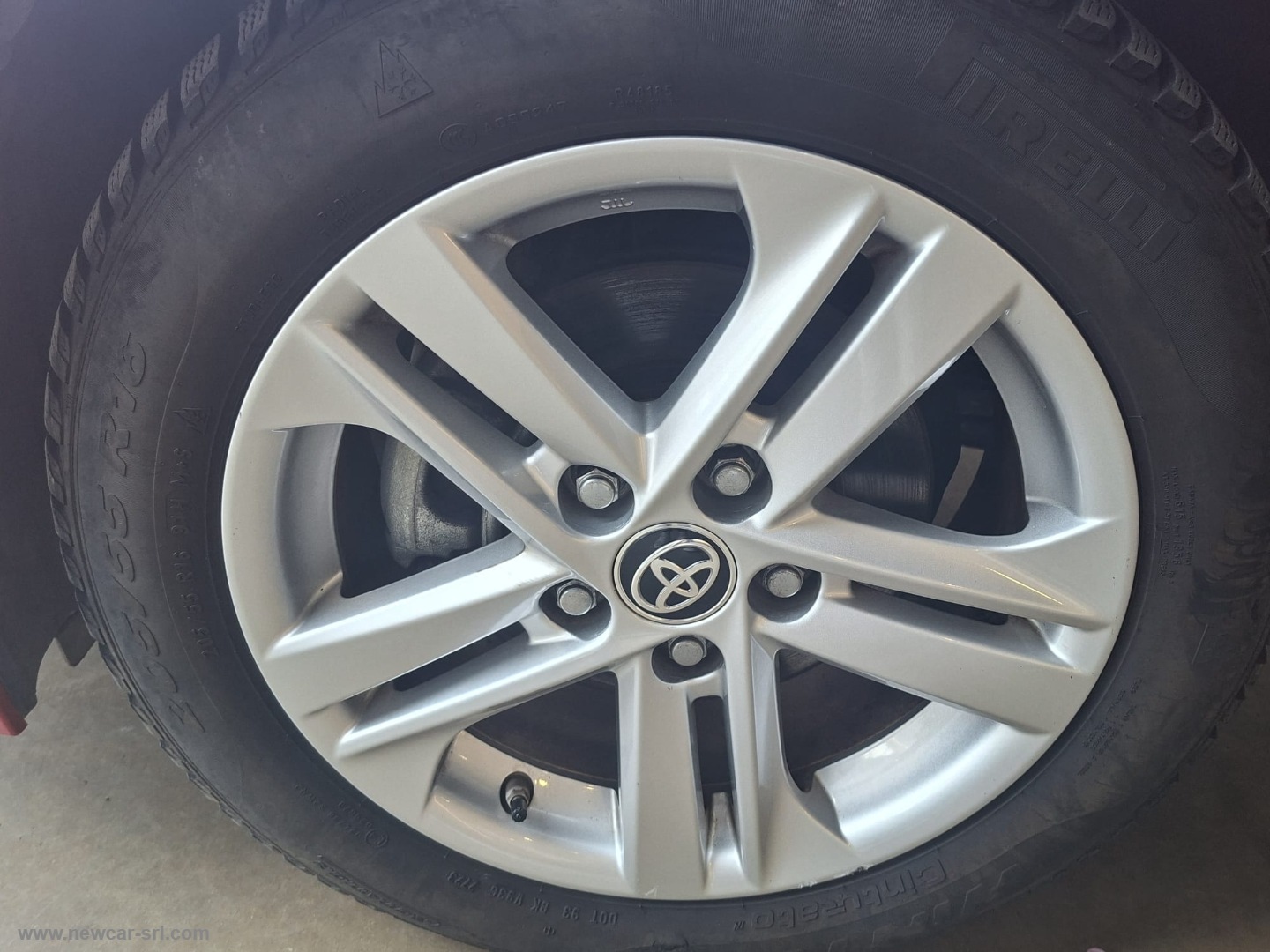 Corolla 1.8 Hybrid Active - immagine 8
