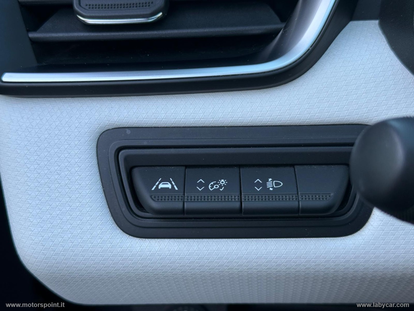 Clio TCe 100 CV GPL Techno - immagine 8