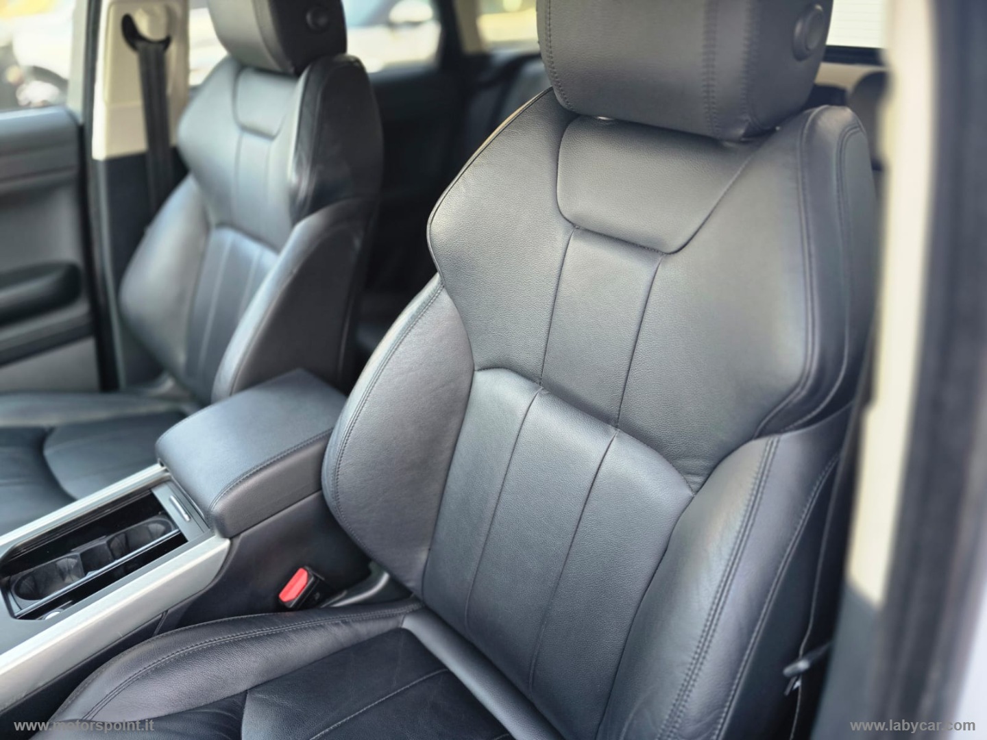 RR Evoque 2.0 TD4 150 CV 5p. Bs Ed. SE - immagine 8