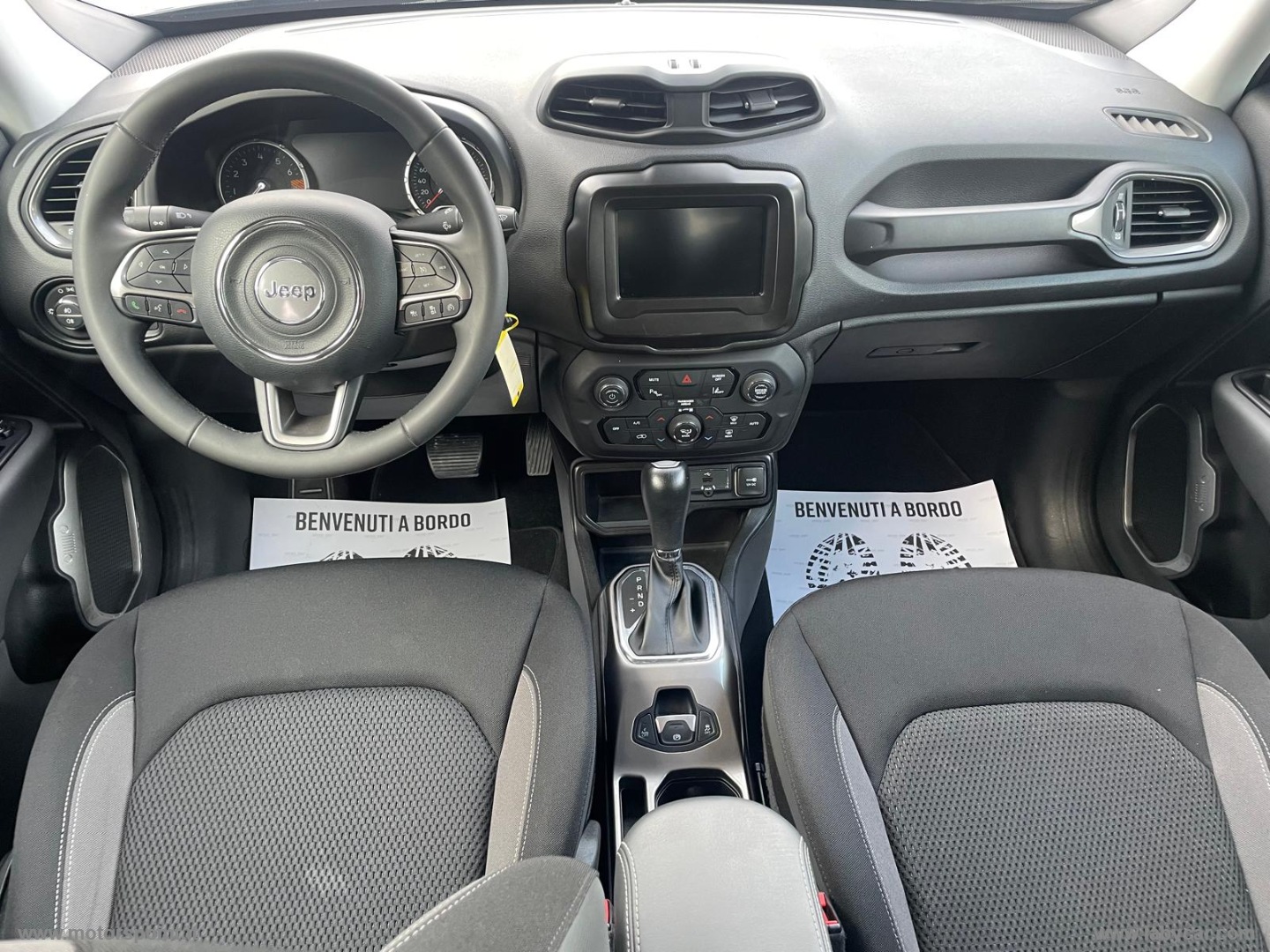 Renegade 1.5 T4 MHEV Limited SOLO 12.000 KM!!!! - immagine 8