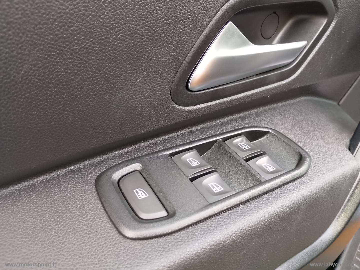 Duster 1.6 SCe GPL 4x2 Comfort GPL - immagine 8