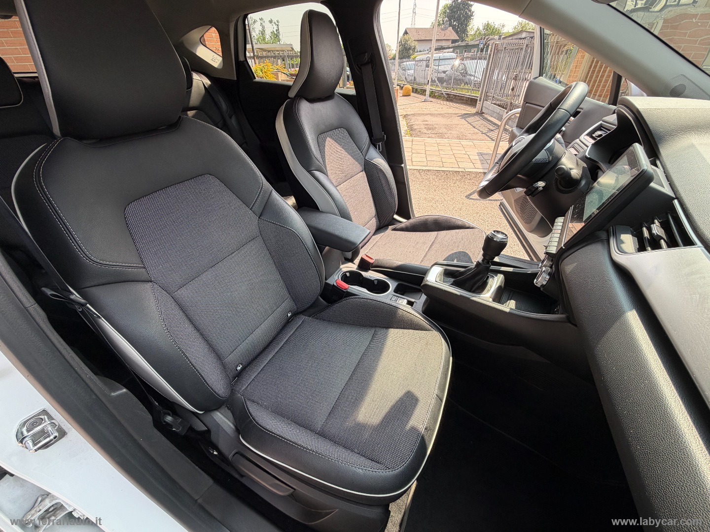 Captur TCe 12V 90 CV Intens - immagine 8