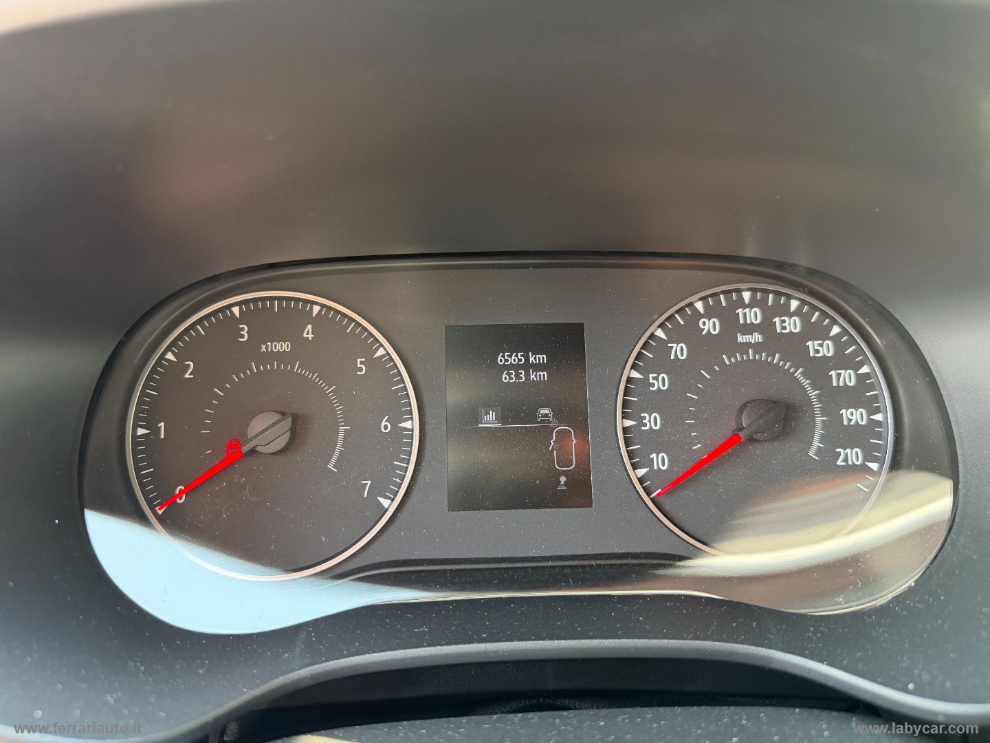 Sandero Stepway 1.0 TCe 90 CV Expression SOLO 6.000 KM! - immagine 8