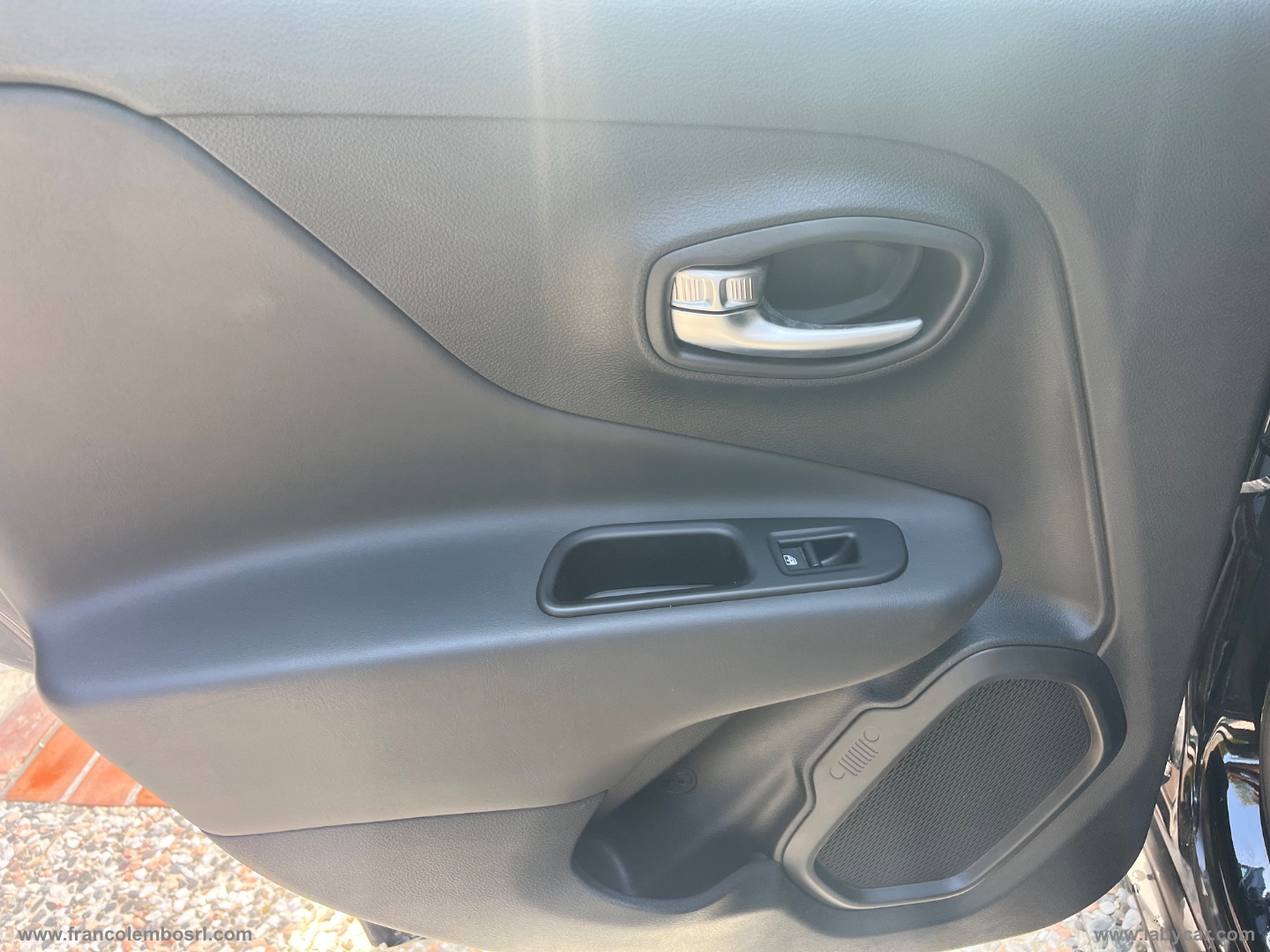 Renegade 1.6 Mjt 130CV Limited - immagine 8