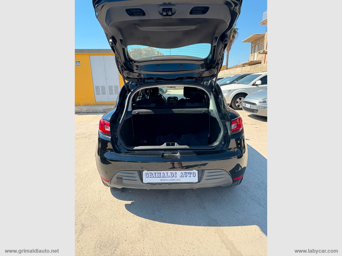Clio dCi 8V 75CV 5p. Moschino Intens - immagine 8