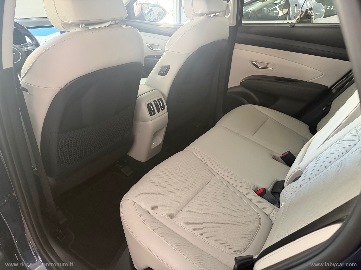 Tucson 1.6 PHEV 4WD aut. Exellence-TETTO APRIBILE-GAR.5 ANNI - immagine 8