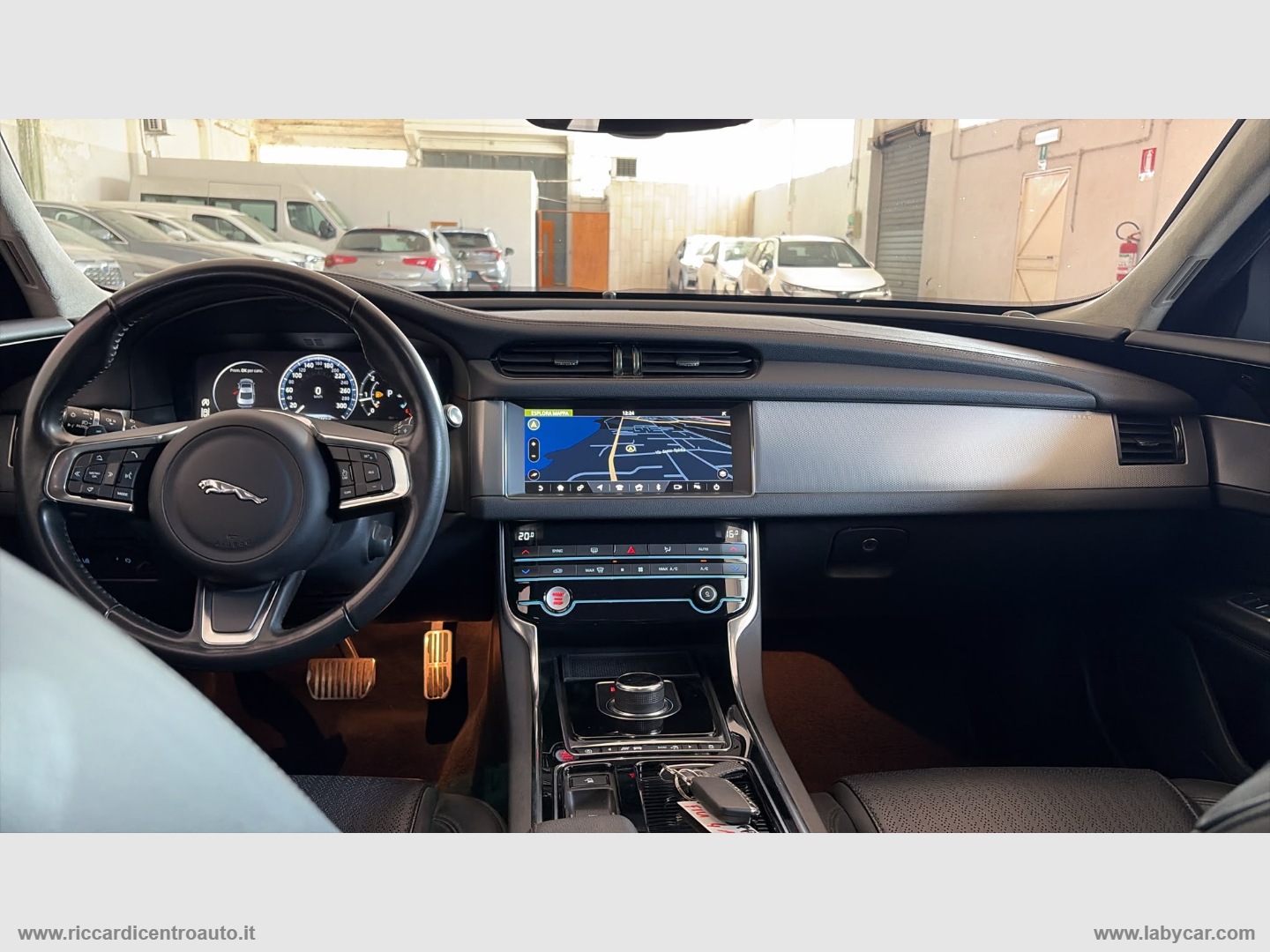 XF 2.0 D 180 CV AWD aut. Prestige - immagine 8