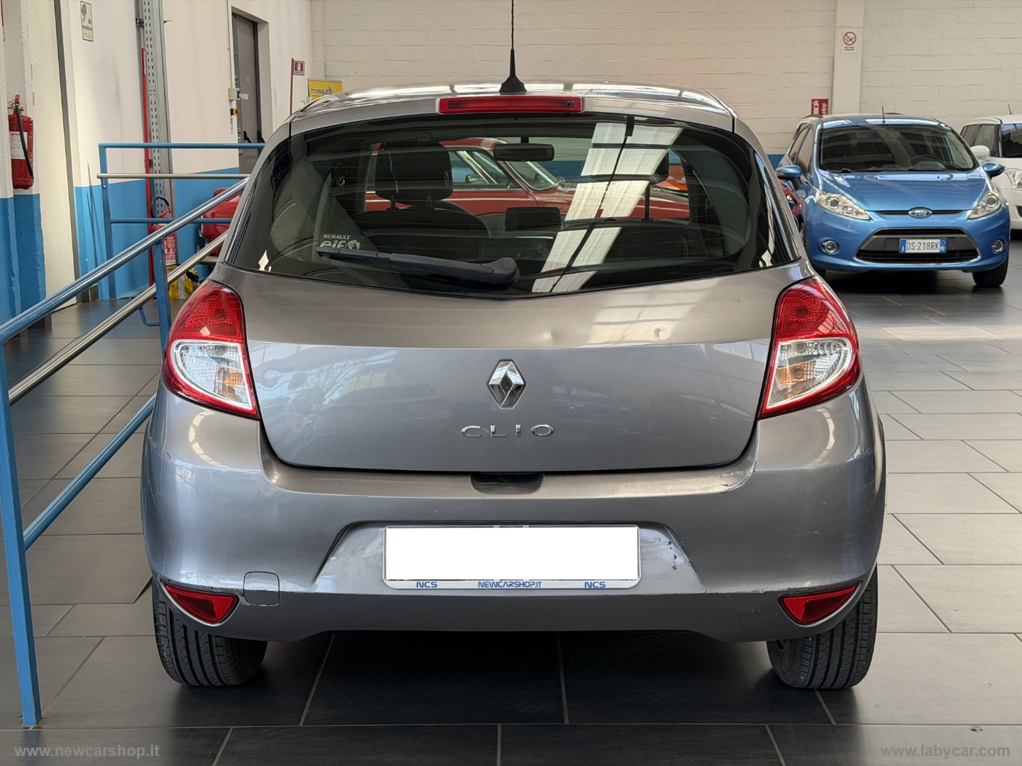 Clio 1.2 5p. Luxe NEOPATENTATI - immagine 8