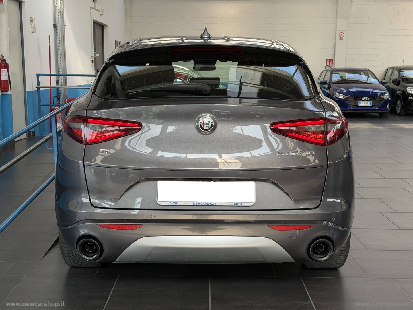 Stelvio 2.2 T.diesel 210 CV AT8 Q4 Ti - immagine 8