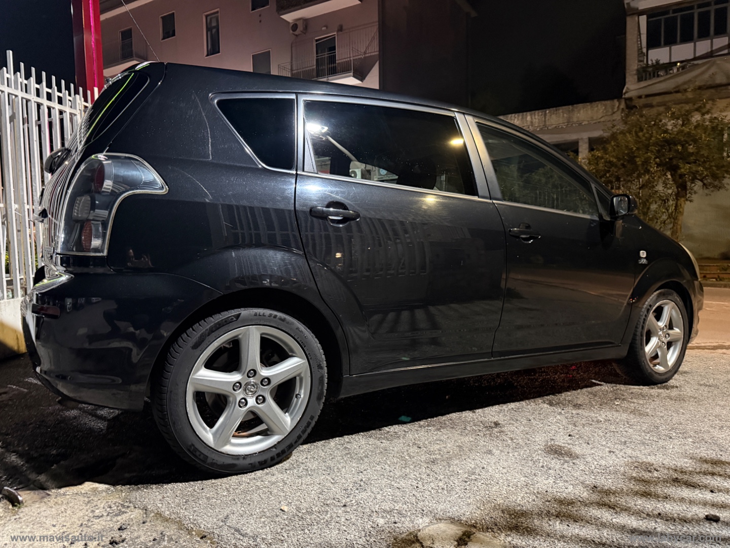 Corolla Verso 2.2 16V D-4D D-Cat 7pti 7P. - immagine 8