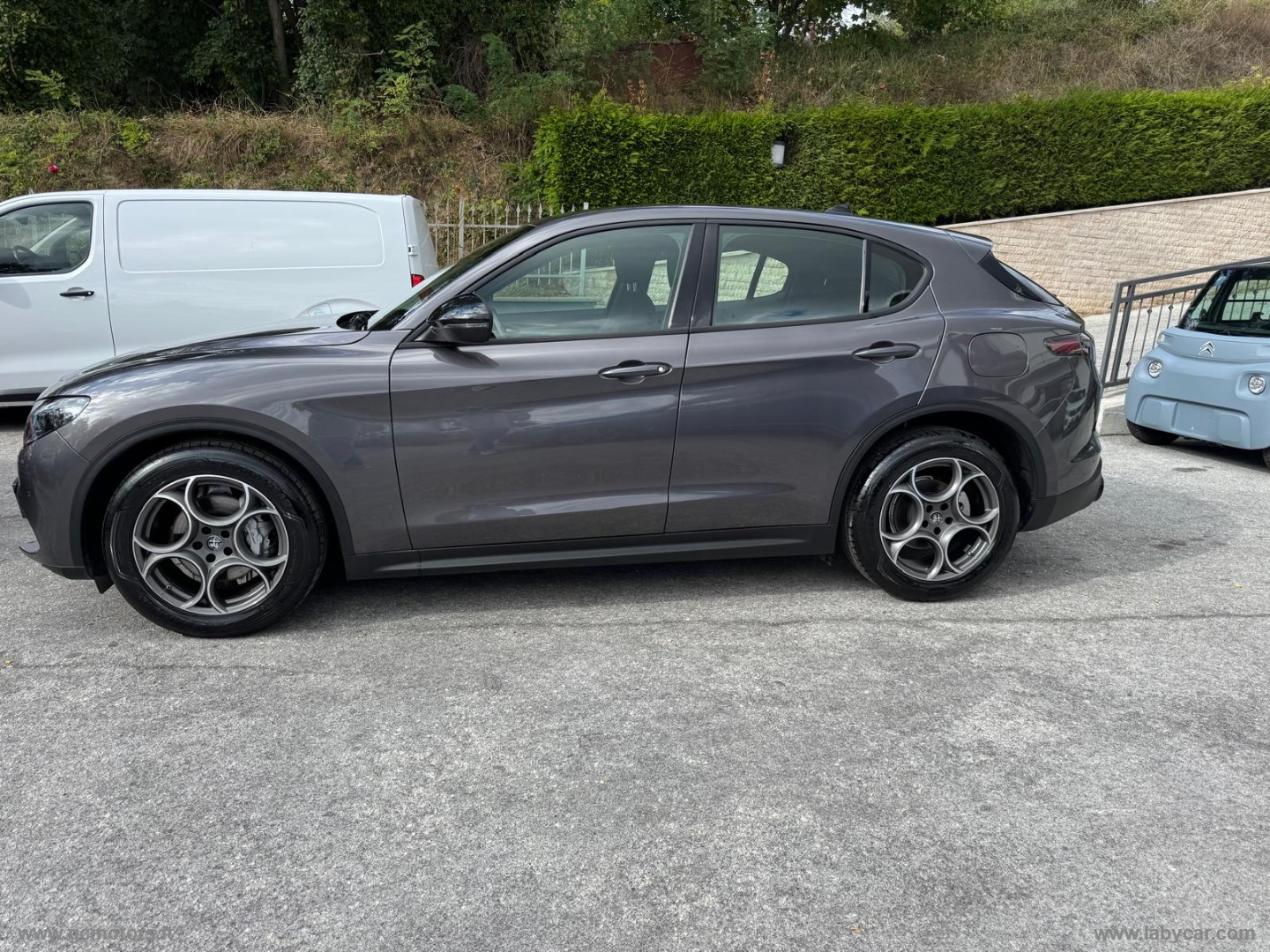 Alfa Romeo Stelvio Stelvio 2.2 T.d. 160CV AT8 RWD Sprint - Immagine 8
