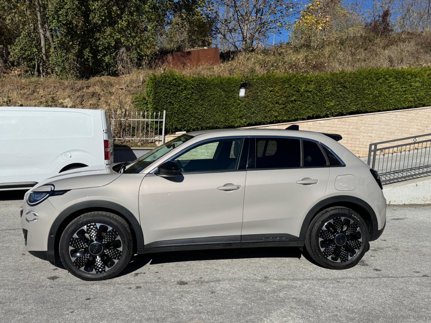 Fiat 600 Hybrid MHEV La Prima - Immagine 8