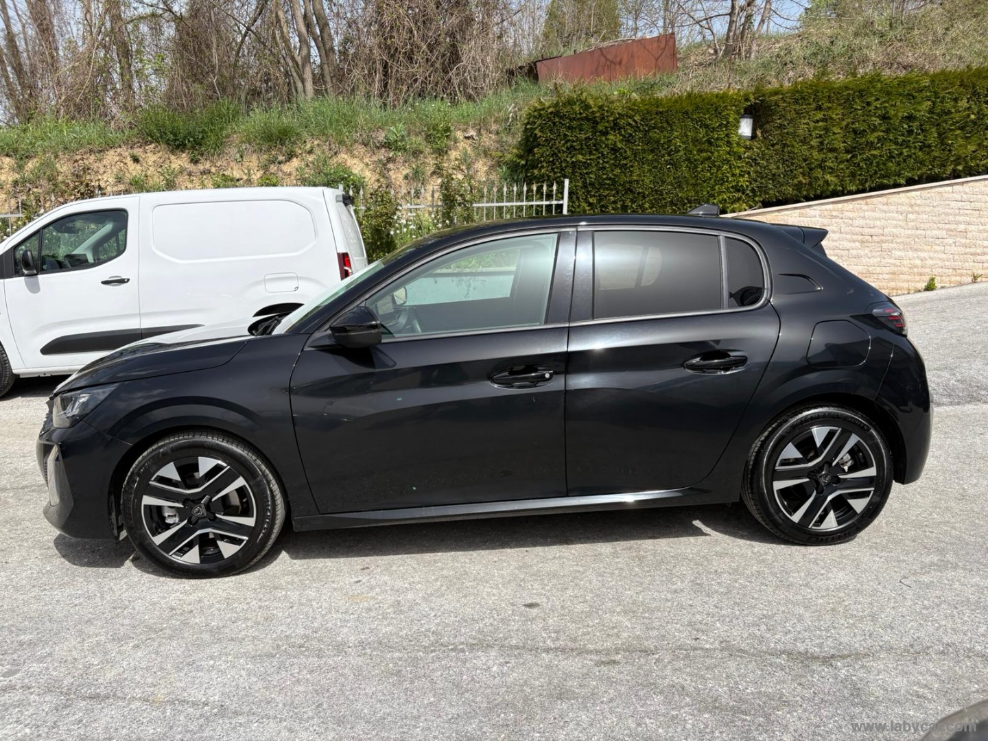 208 PureTech 100 S&S 5p. Allure - immagine 8