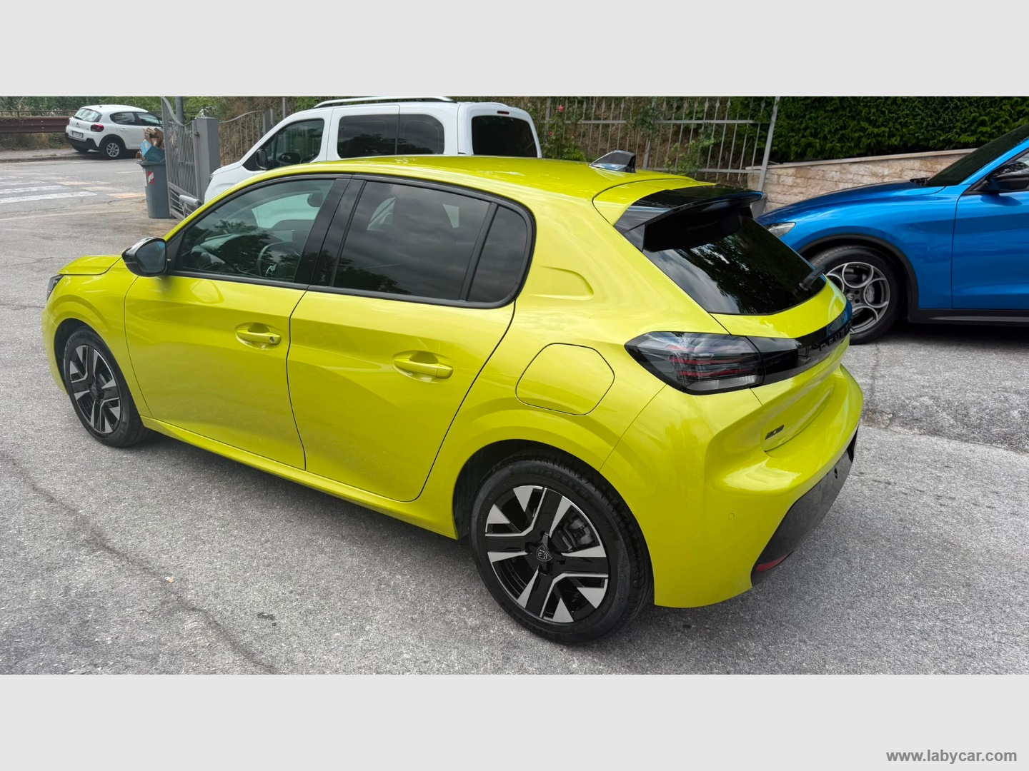Peugeot 208 PureTech 100 S&S 5p. Allure - Immagine 8