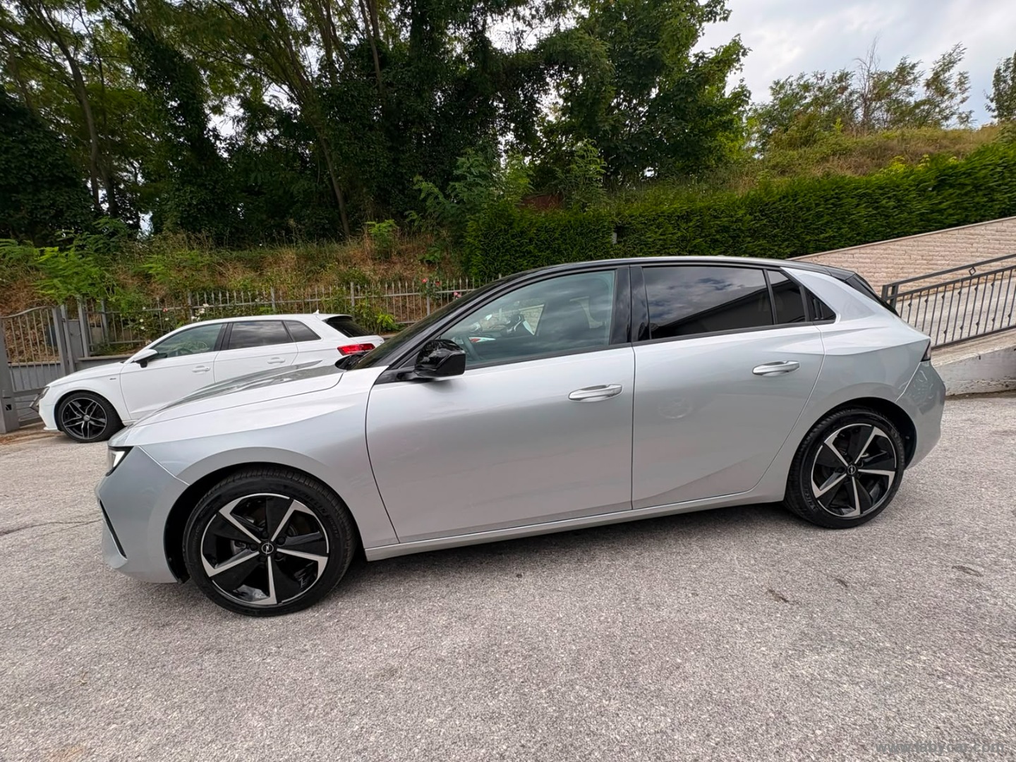 Opel Astra 1.2 Turbo 130 CV GS - Immagine 8