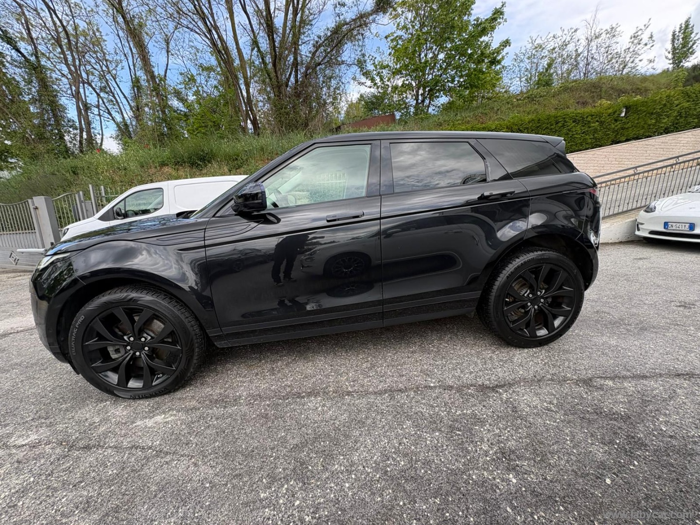 RR Evoque 2.0D L.Flw 150 AWD Auto SE - immagine 8