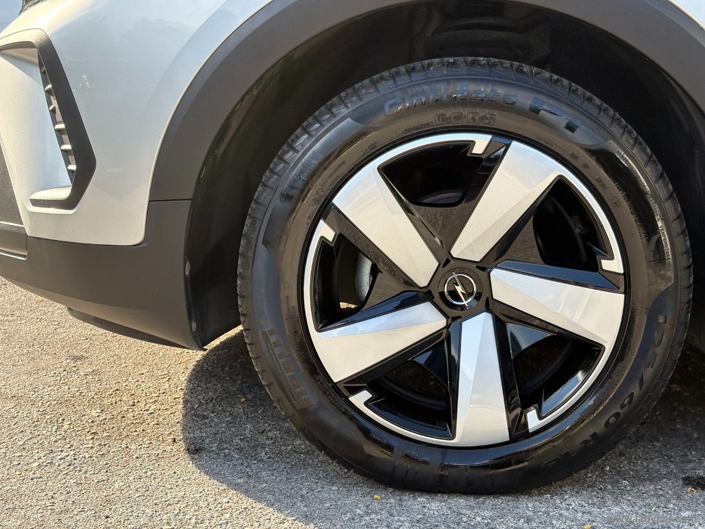 Crossland 1.2 12V S&S Edition - immagine 8