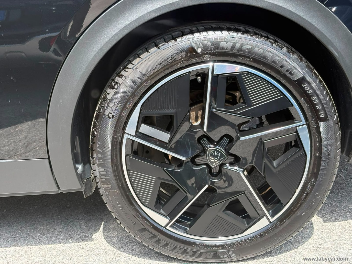 Peugeot 408 Hybrid 145 e-DCS6 GT - Immagine 8