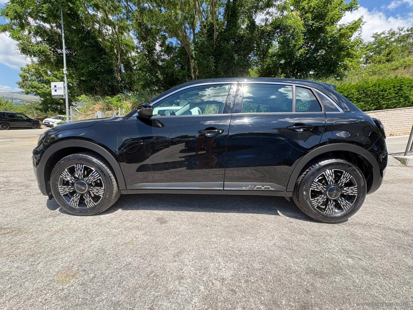 600 Hybrid 145 CV DCT MHEV Icon - immagine 8