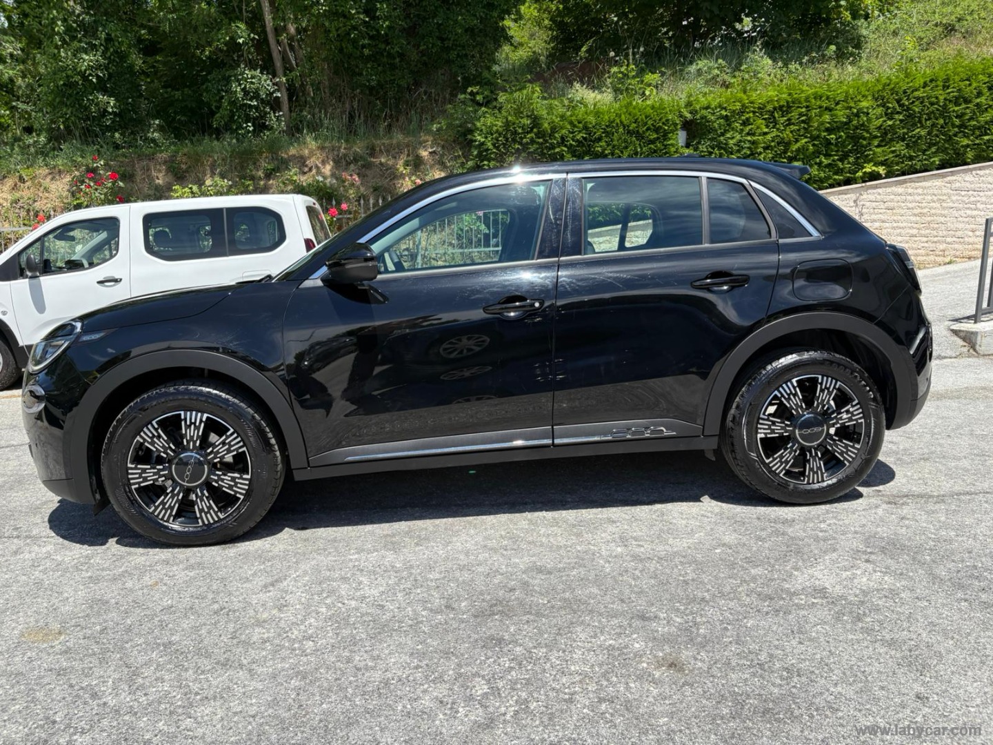 600 Hybrid 145 CV DCT MHEV Icon - immagine 8