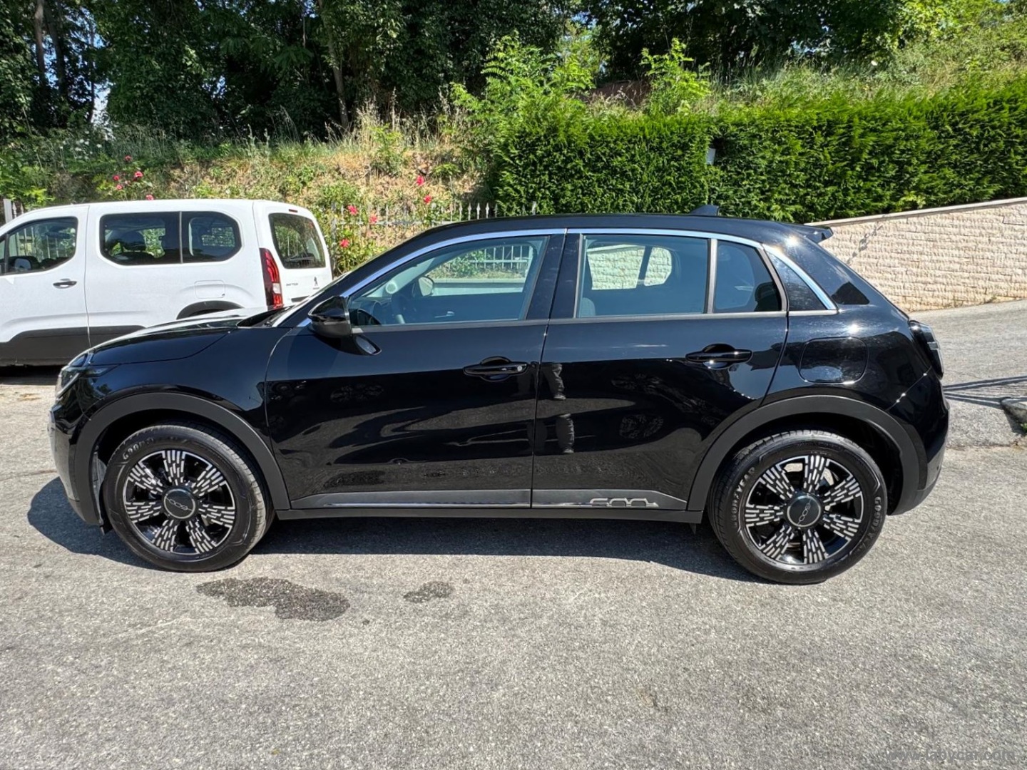 Fiat 600 Hybrid 145 CV DCT MHEV Icon - Immagine 8