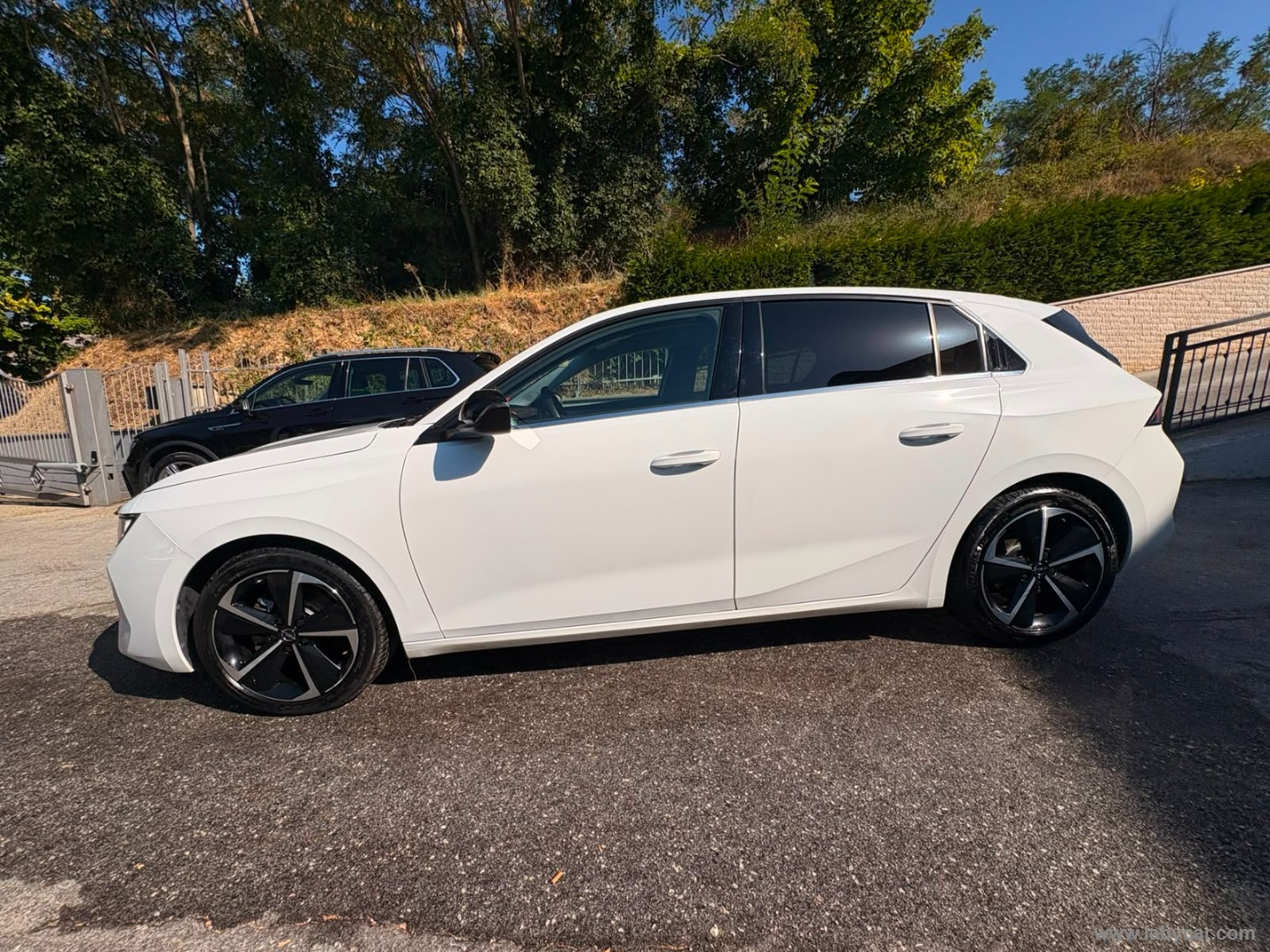 Opel Astra 1.2 Turbo 130 CV AT8 Elegance - Immagine 8