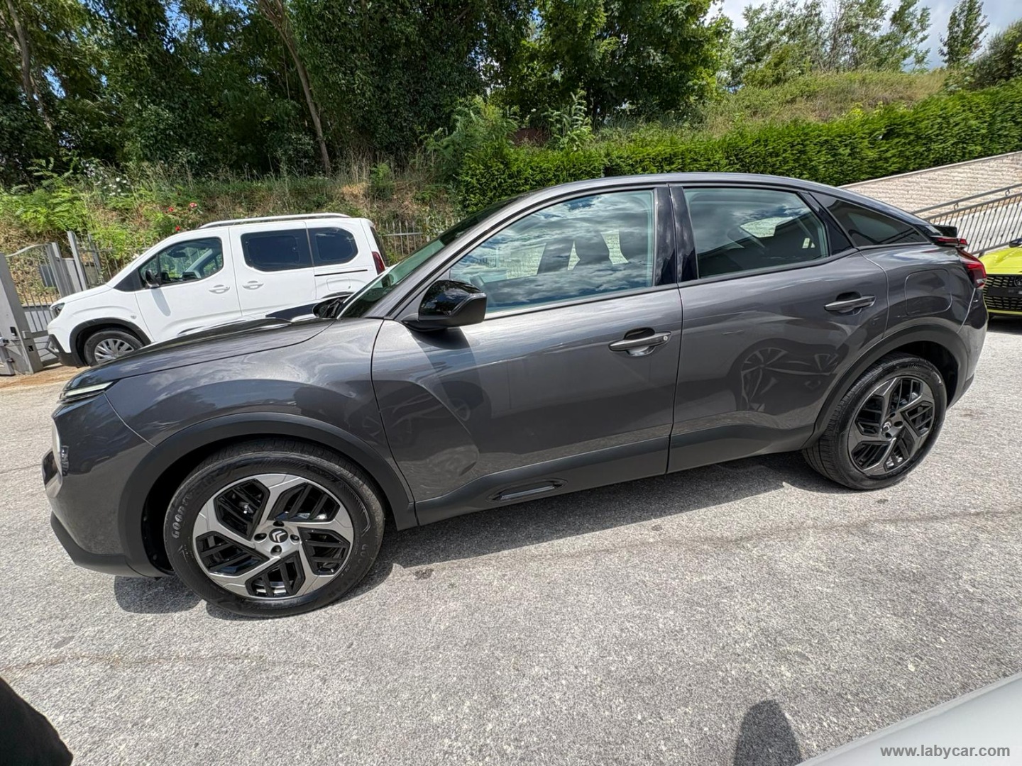 Citroën C4 Hybrid 136 e-DCS6 Plus - Immagine 8