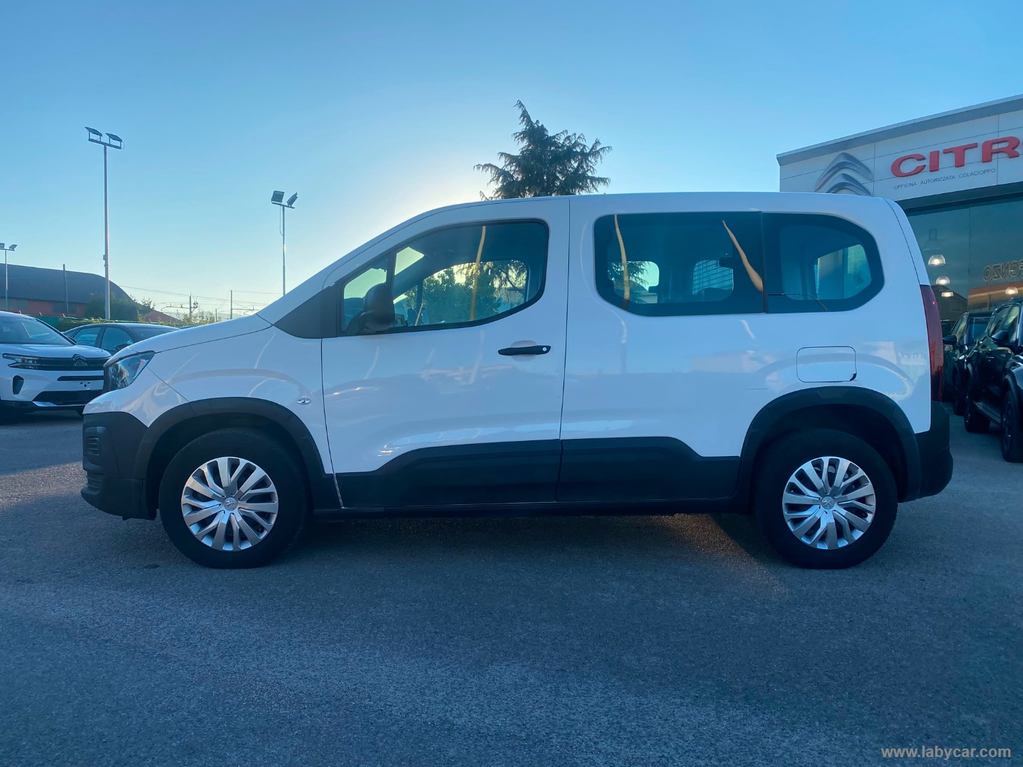 Peugeot Rifter BlueHDi 100 S&S Active Pack Std - Immagine 8