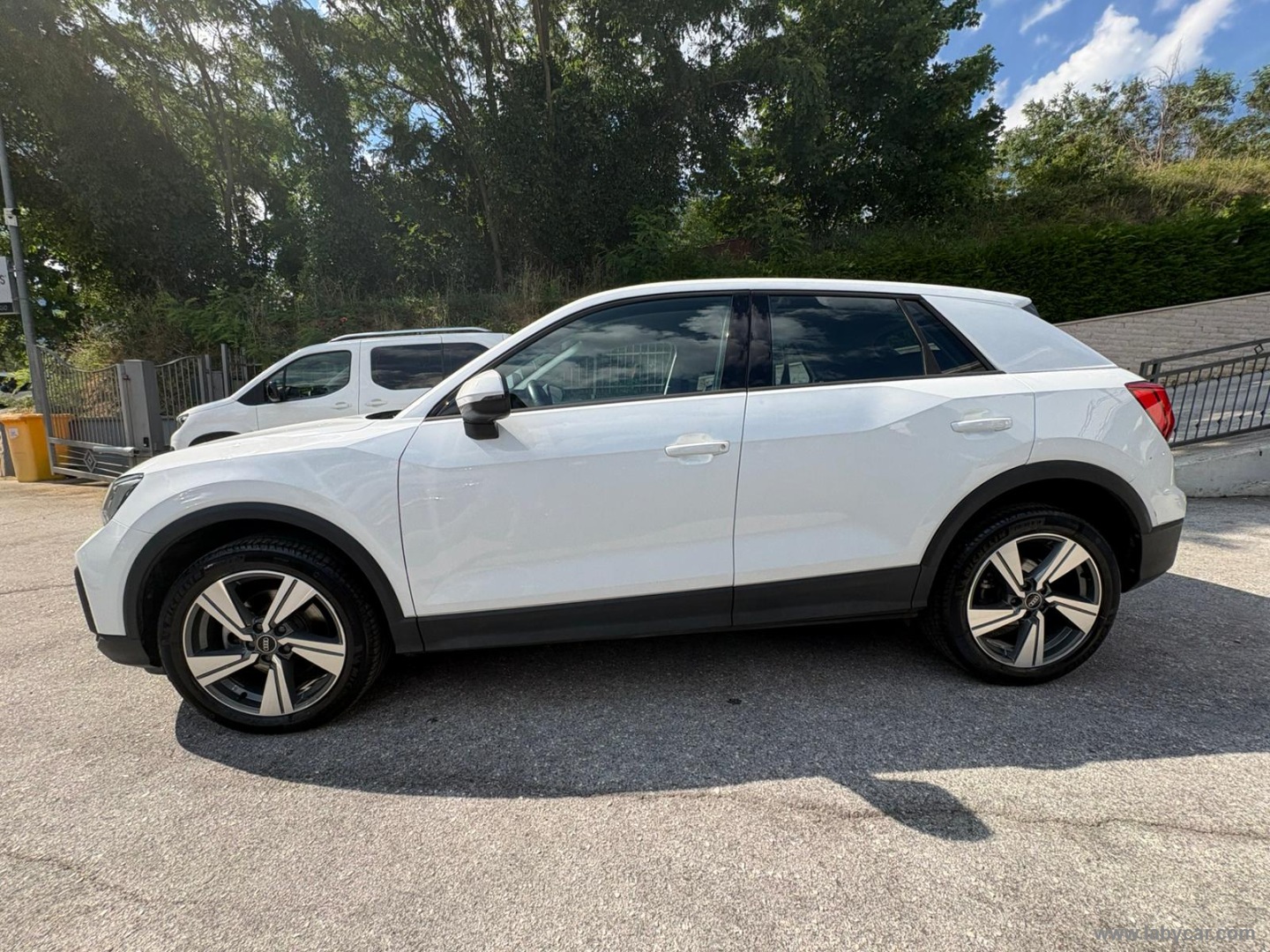 Audi Q2 35 TDI quattro S tronic Admired - Immagine 8