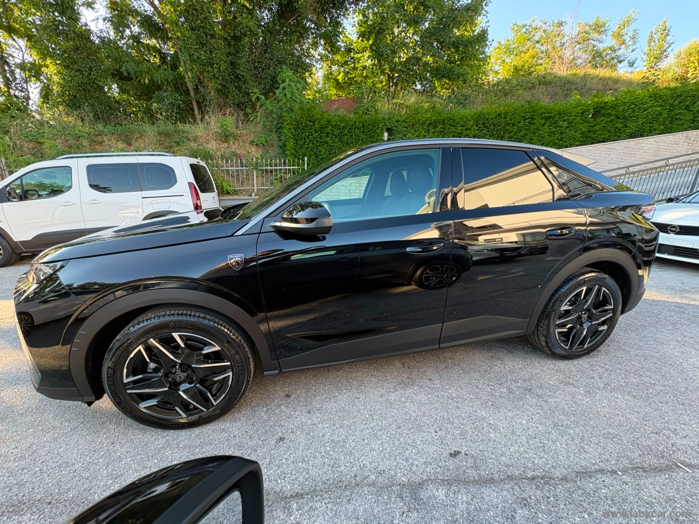 Peugeot 3008 Hybrid 145 e-DCS6 GT - Immagine 8