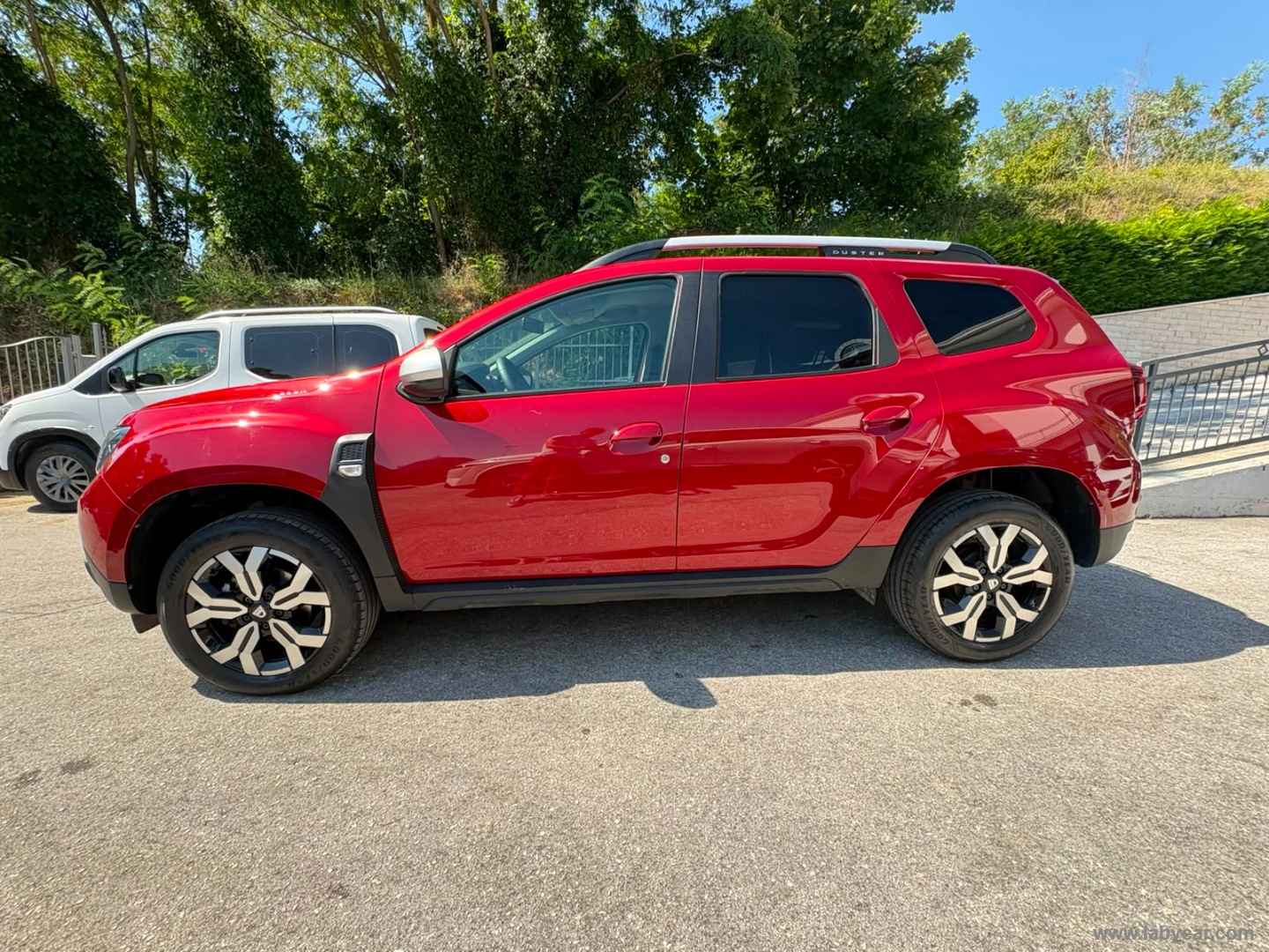 Dacia Duster 1.0 TCe GPL 4x2 Prestige - Immagine 8