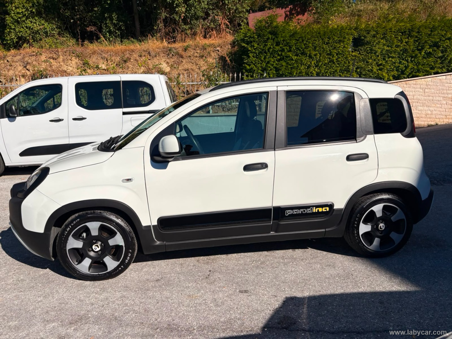 Fiat Panda 1.0 FireFly S&S Hybrid Pandina - Immagine 8