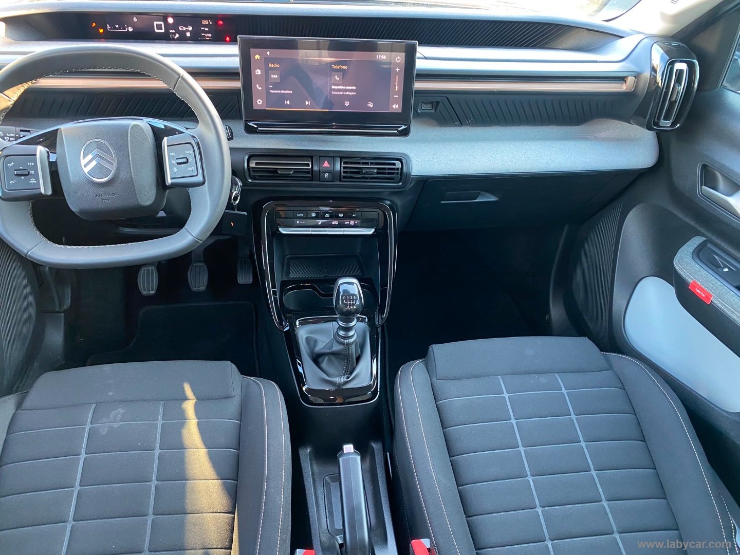 Citroën C3 Aircross PureTech Turbo 100 Plus - Immagine 8