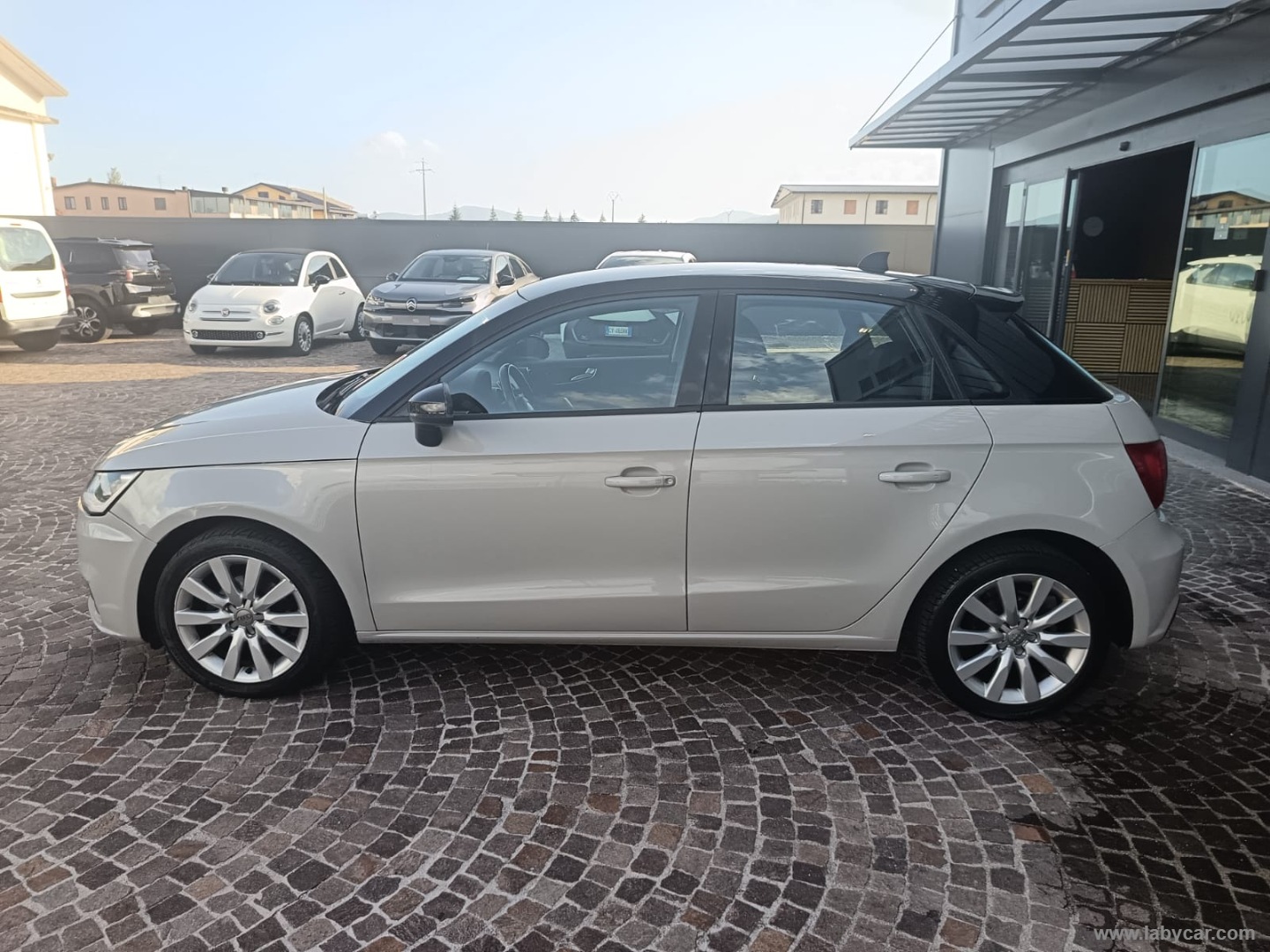 Audi A1 SPB 1.4 TDI - Immagine 8