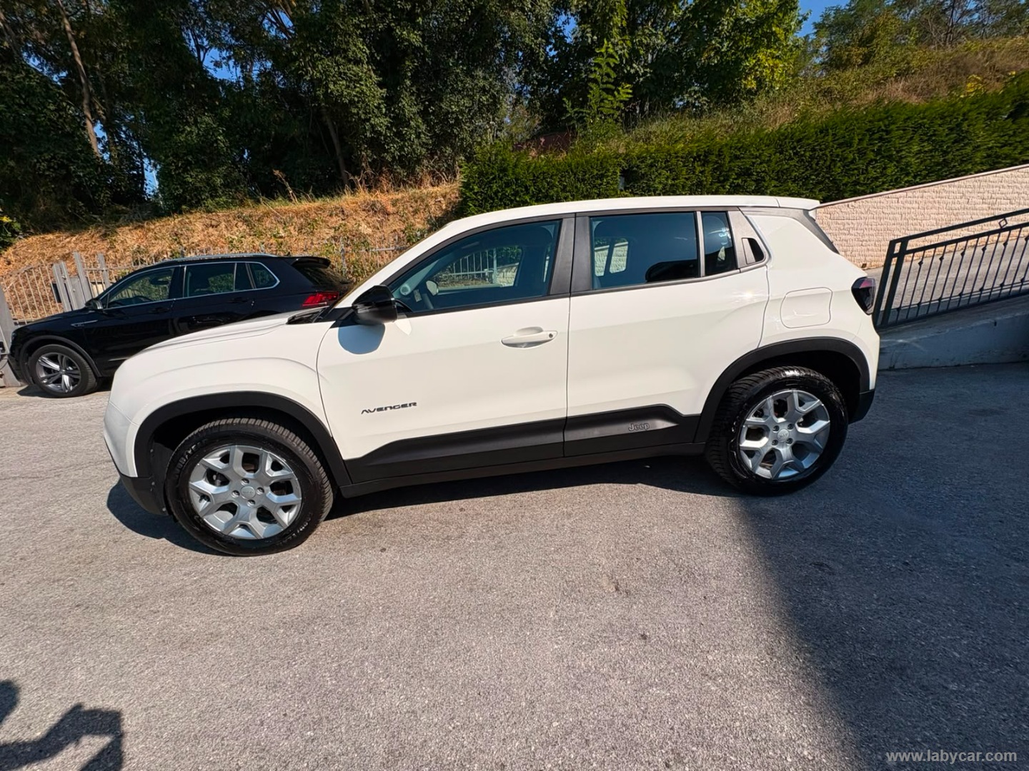 Jeep Avenger 1.2 Turbo Altitude - Immagine 8