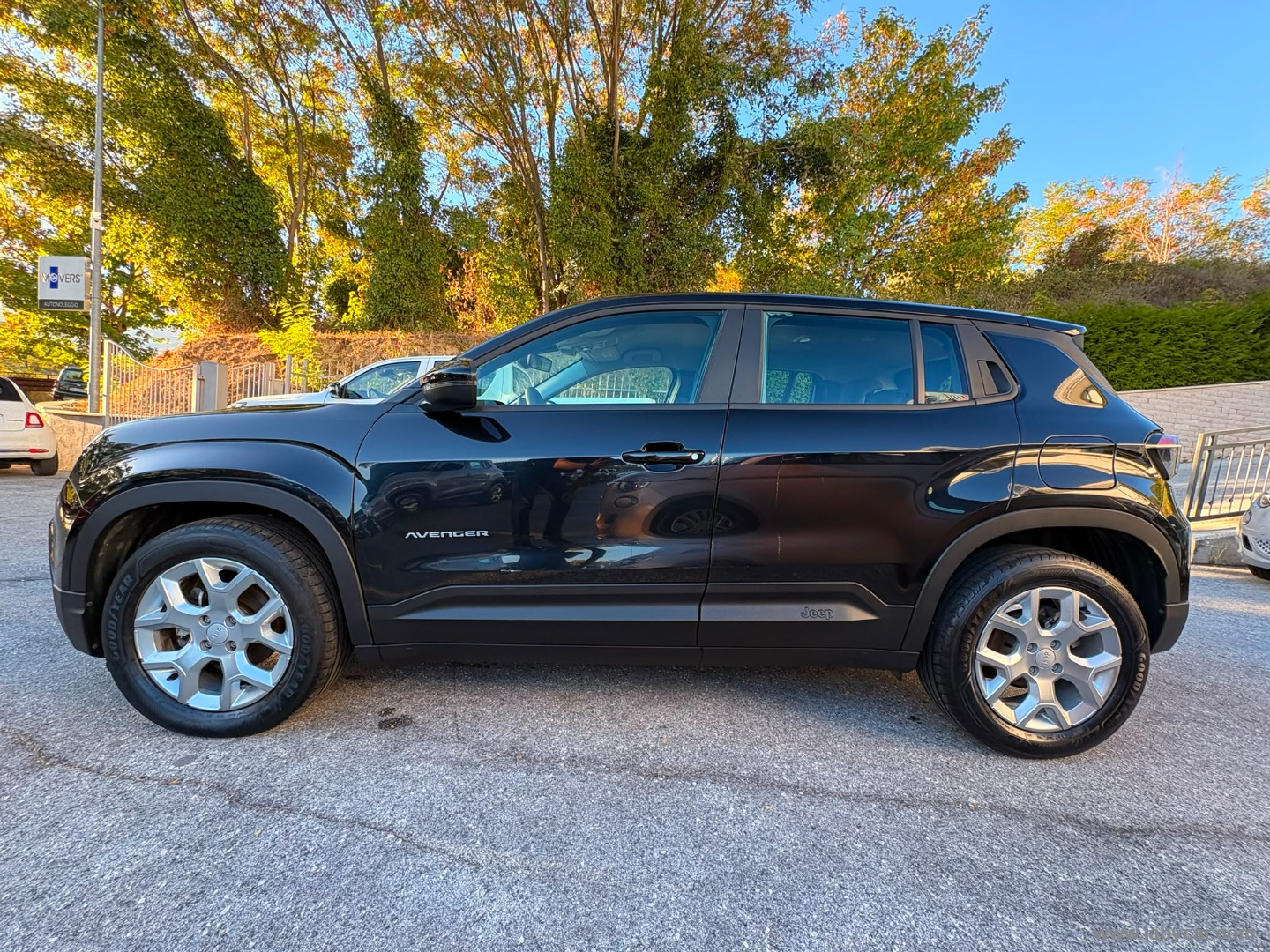 Jeep Avenger 1.2 Turbo Altitude - Immagine 8