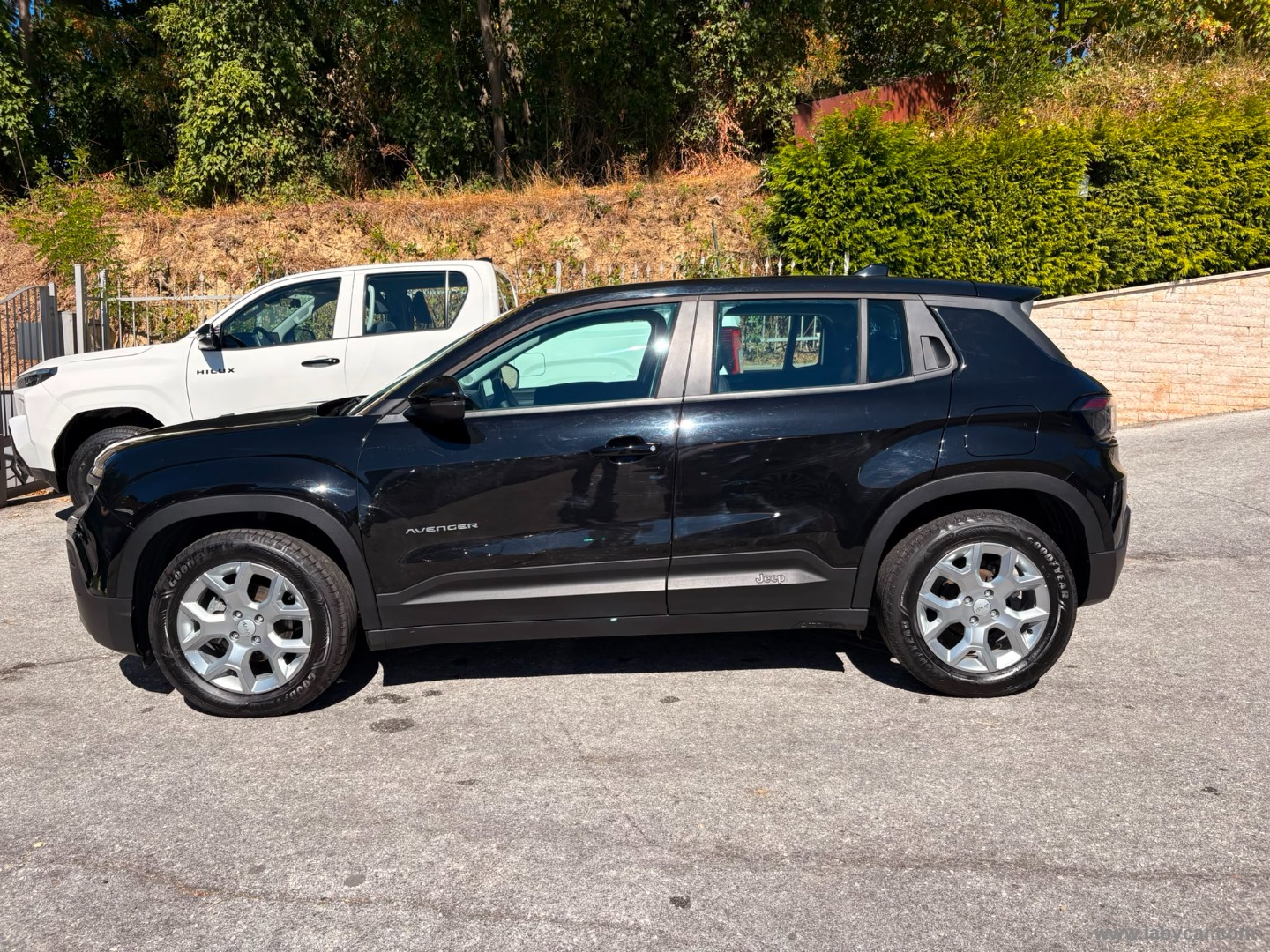 Jeep Avenger 1.2 Turbo Altitude - Immagine 8