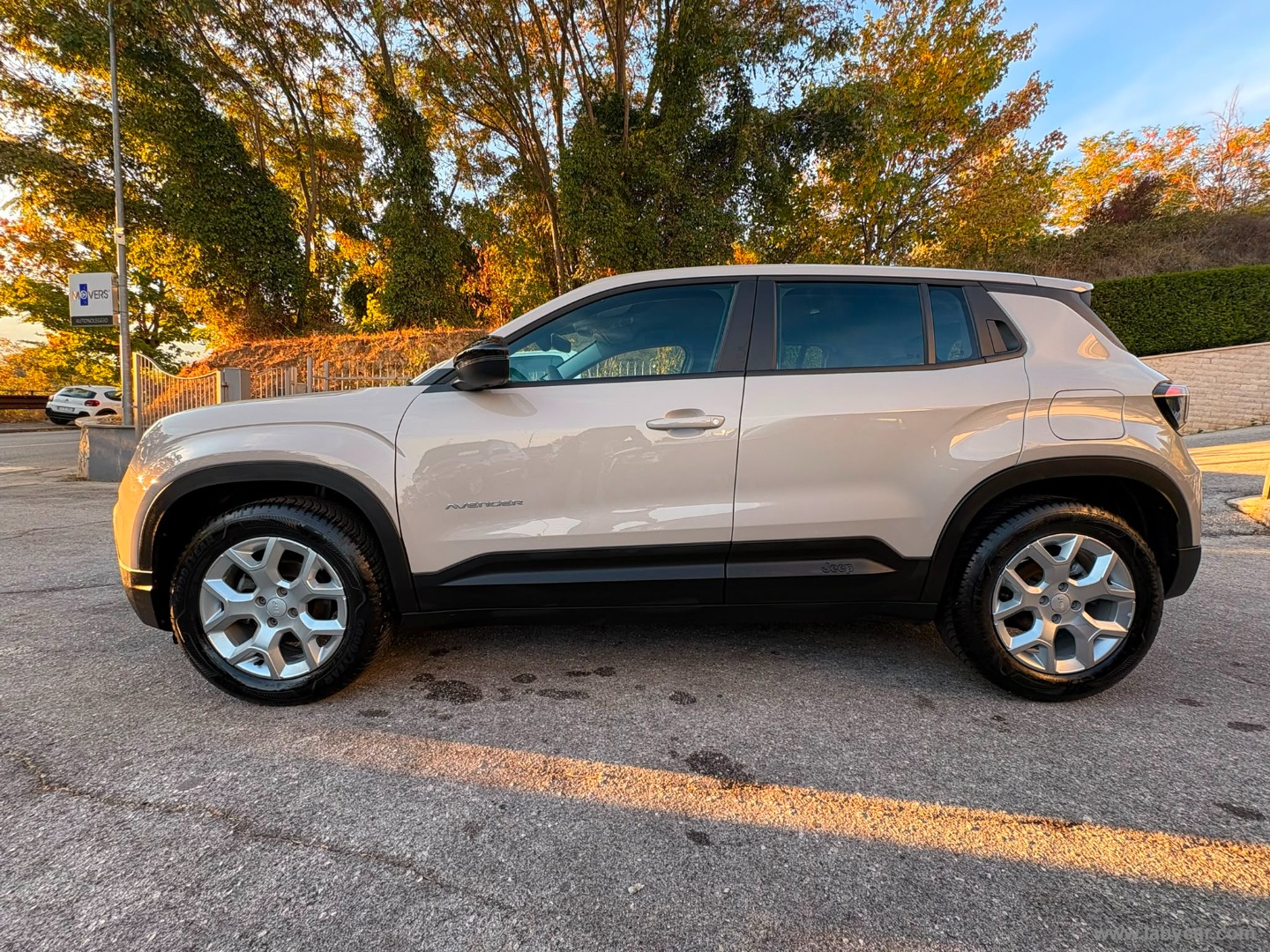 Jeep Avenger 1.2 Turbo Altitude - Immagine 8