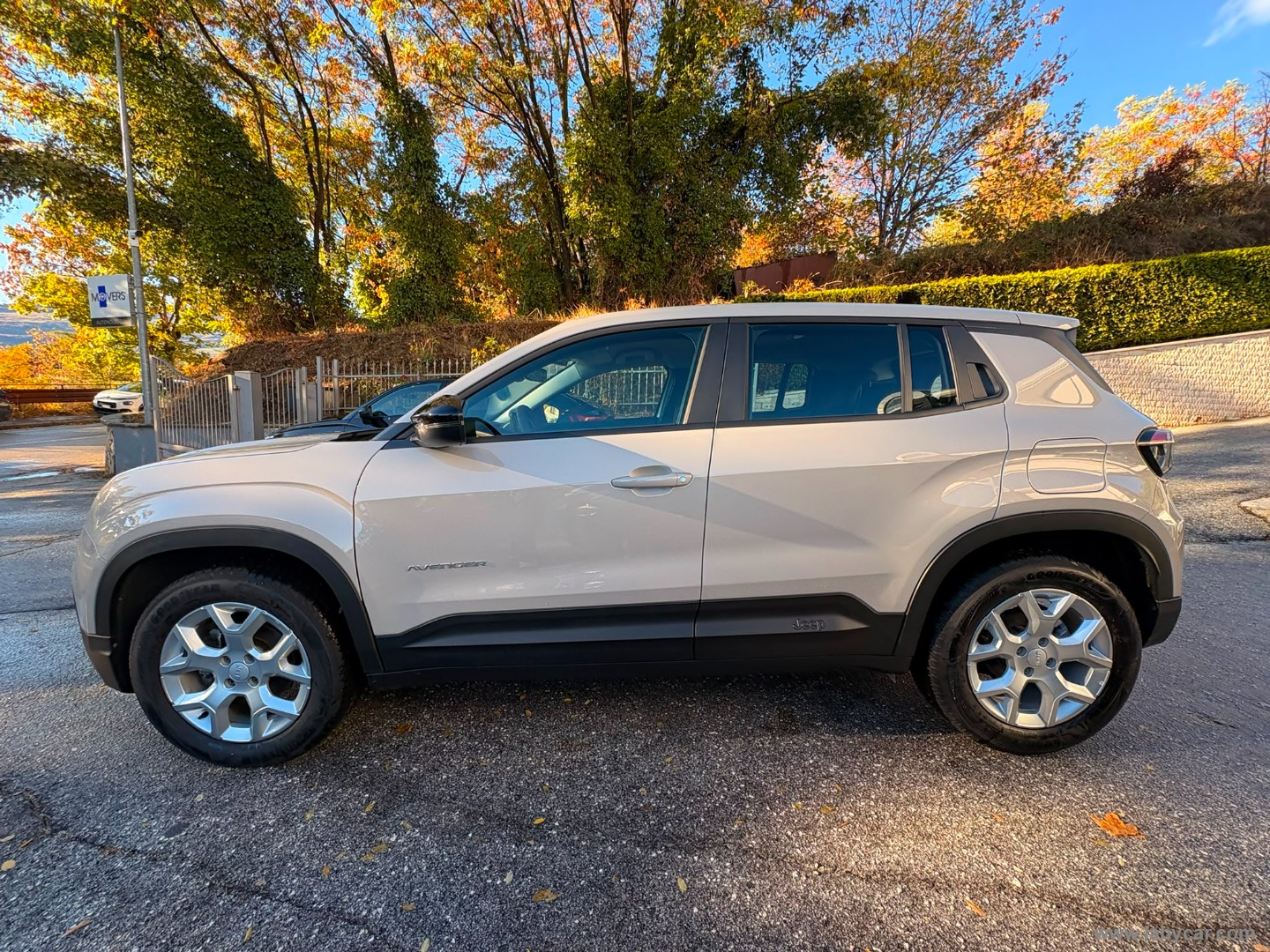 Jeep Avenger 1.2 Turbo Altitude - Immagine 8