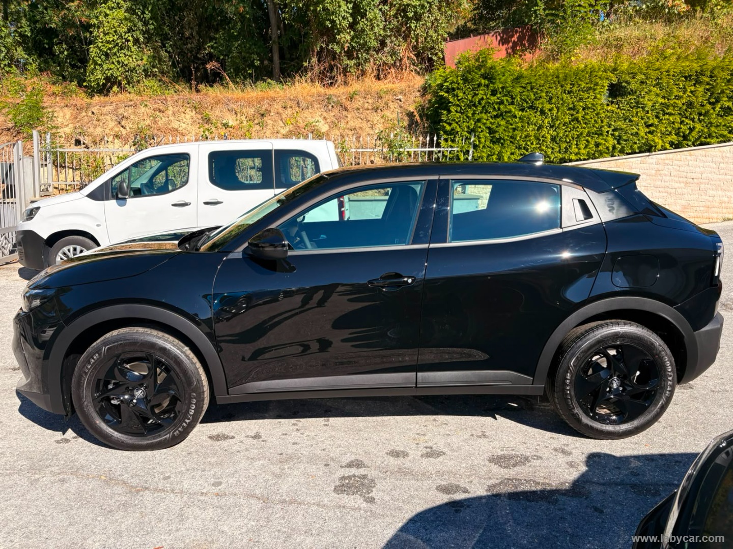Alfa Romeo Junior 1.2 145 CV Hybrid eDCT6 - Immagine 8