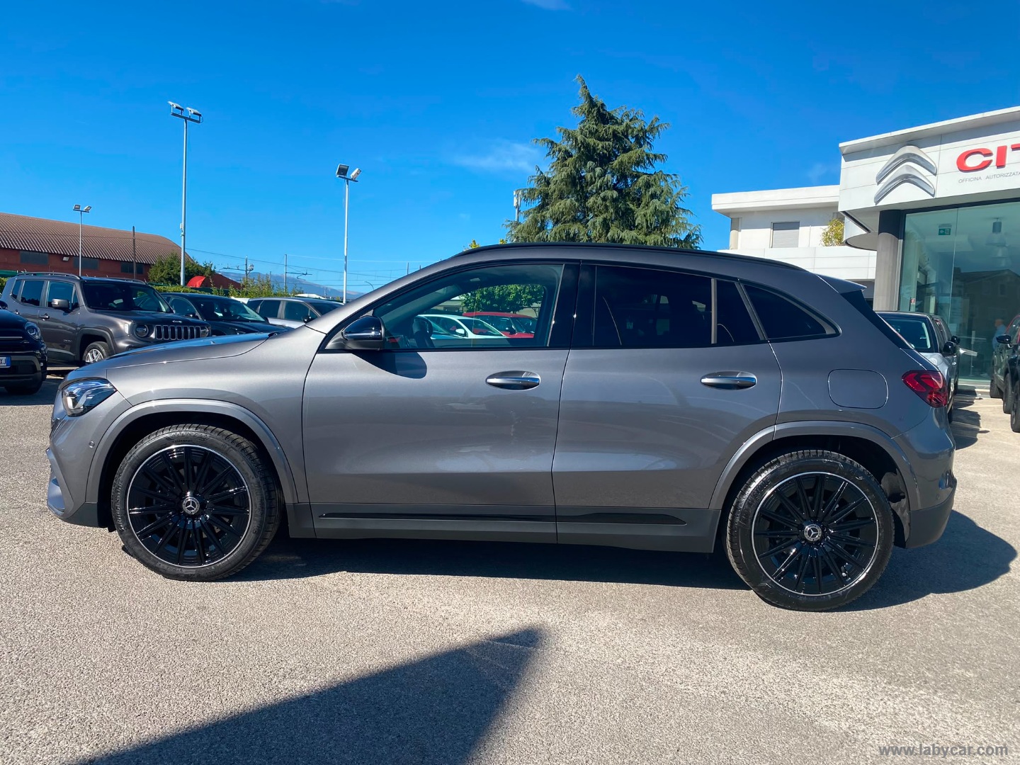 Mercedes-Benz Classe GLA 200 d Automatic AMG Line Extra - Immagine 8